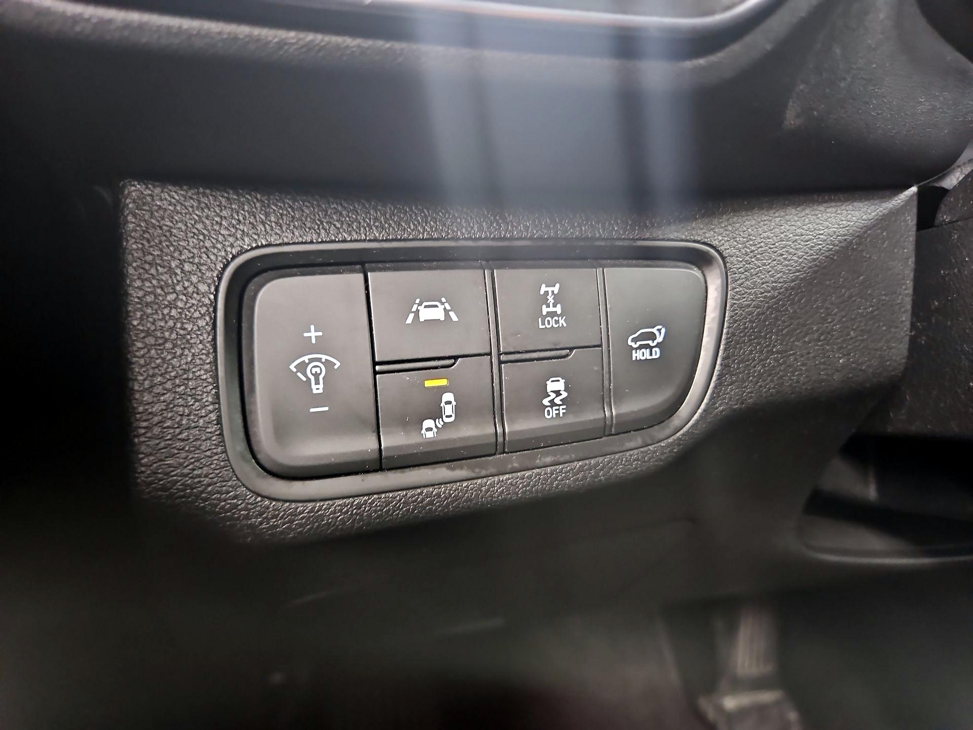 Thumbnail: 2020 Hyundai Santa Fe - 13