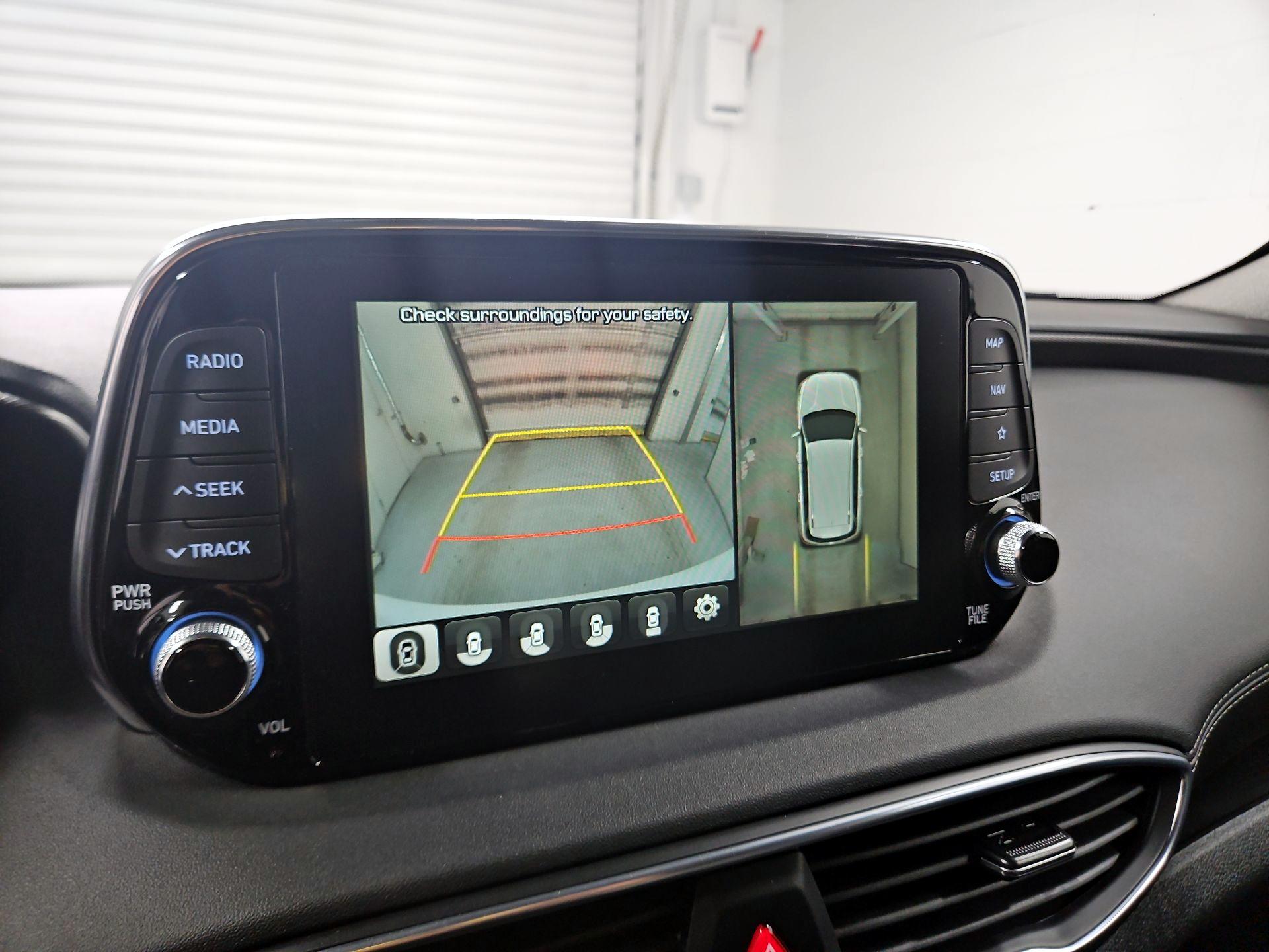 Thumbnail: 2020 Hyundai Santa Fe - 15