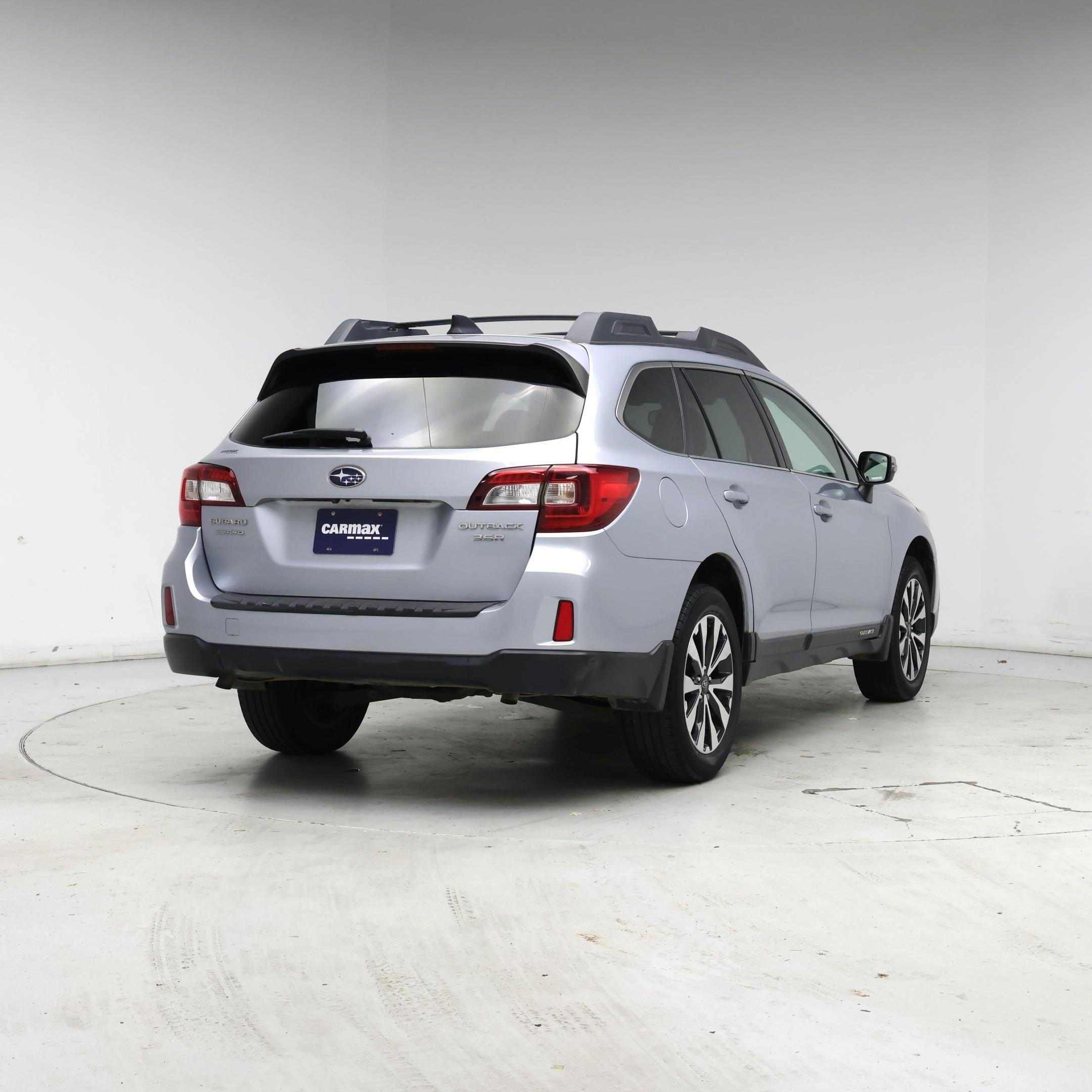 Thumbnail: 2016 Subaru Outback - 8