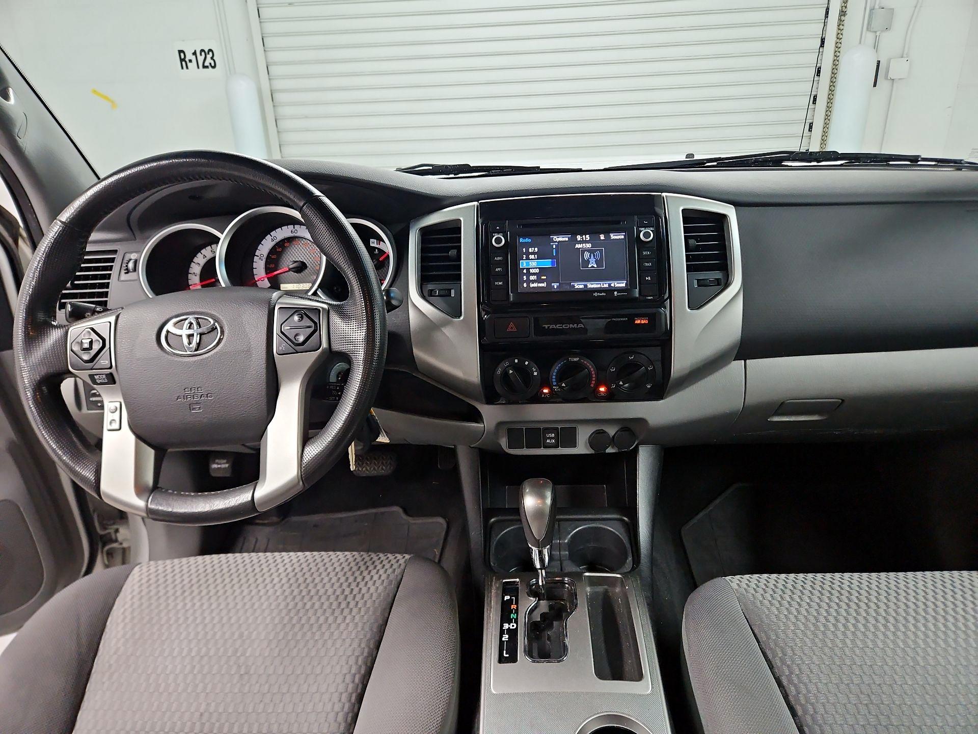 Thumbnail: 2015 Toyota Tacoma - 9