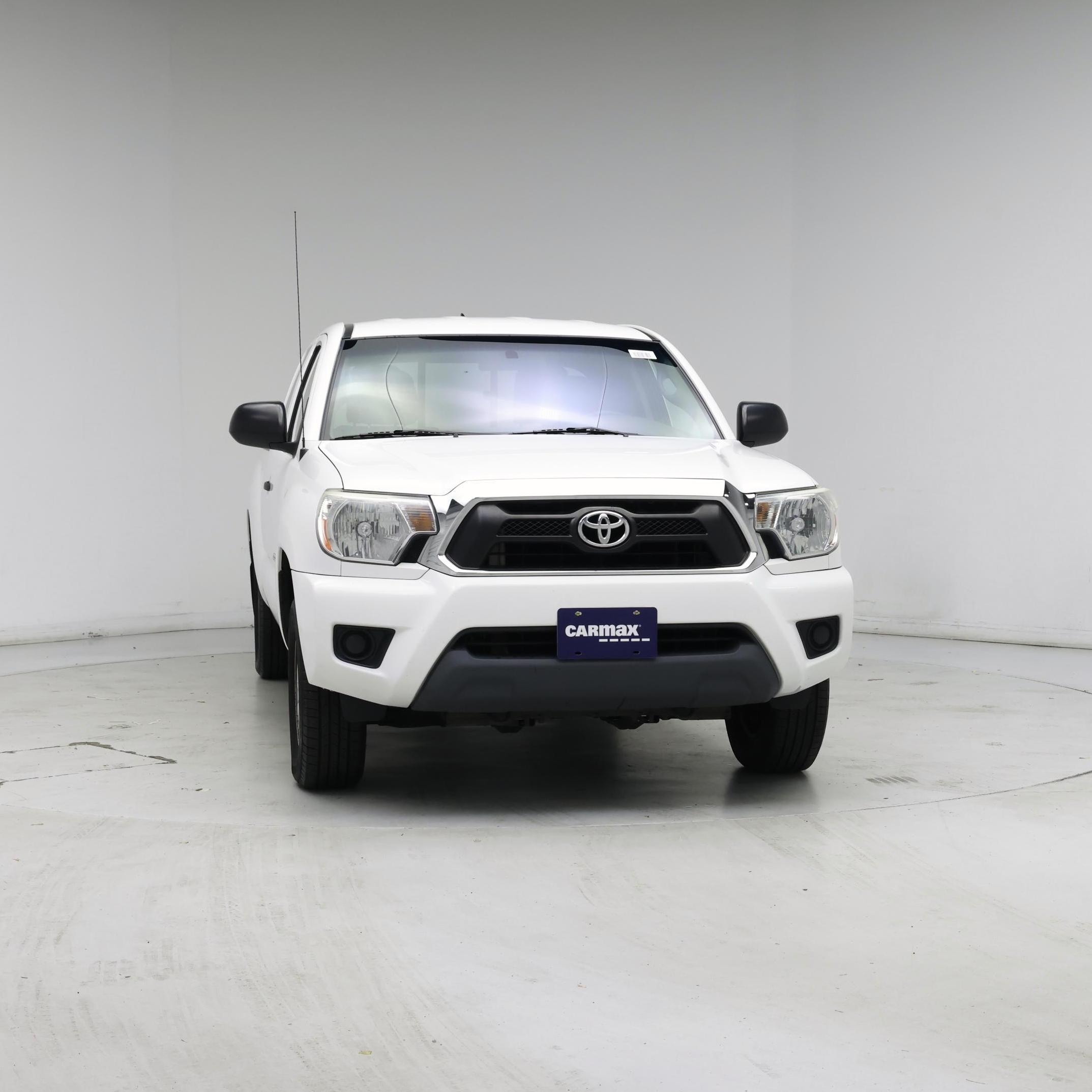 Thumbnail: 2015 Toyota Tacoma - 5