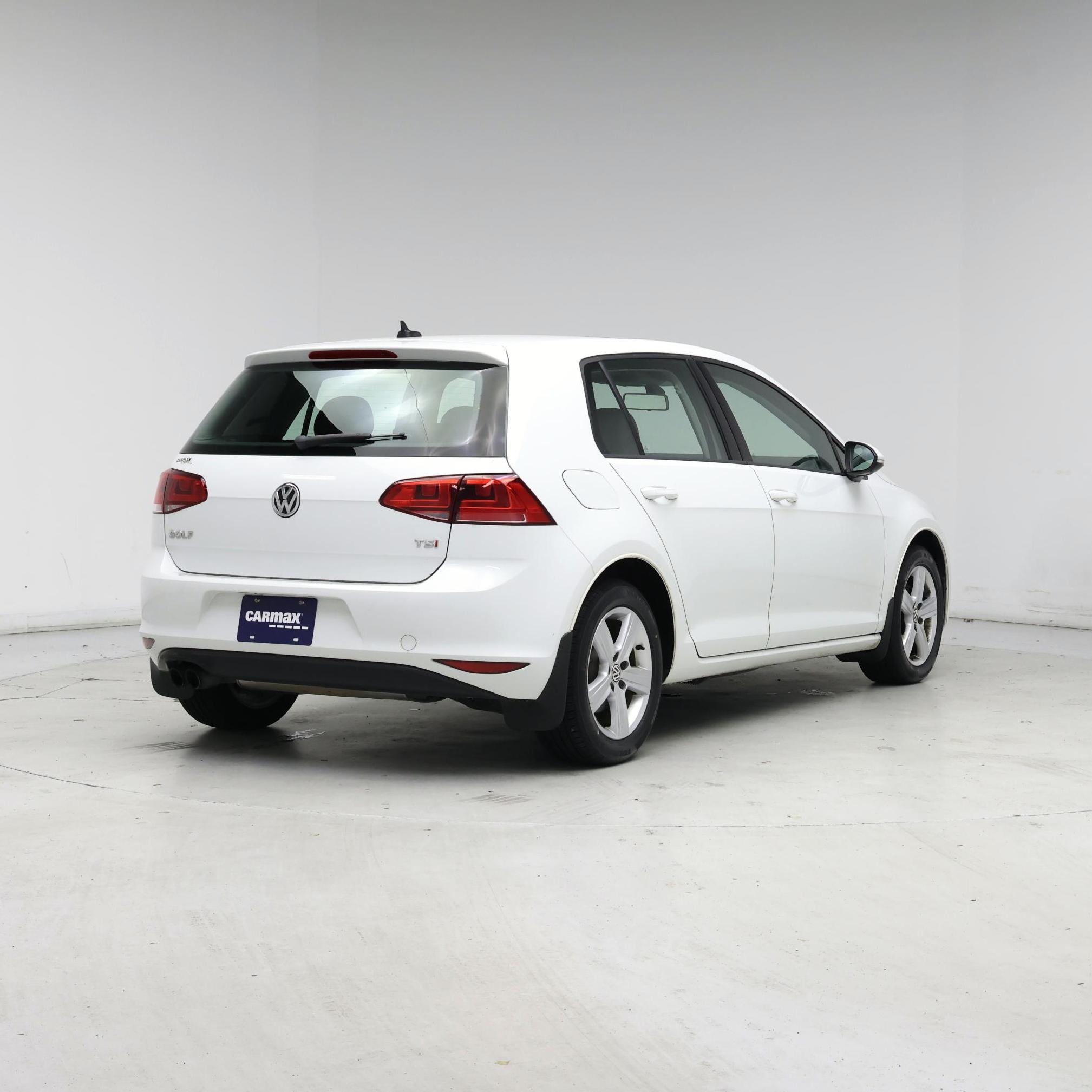 Thumbnail: 2017 Volkswagen Golf - 8