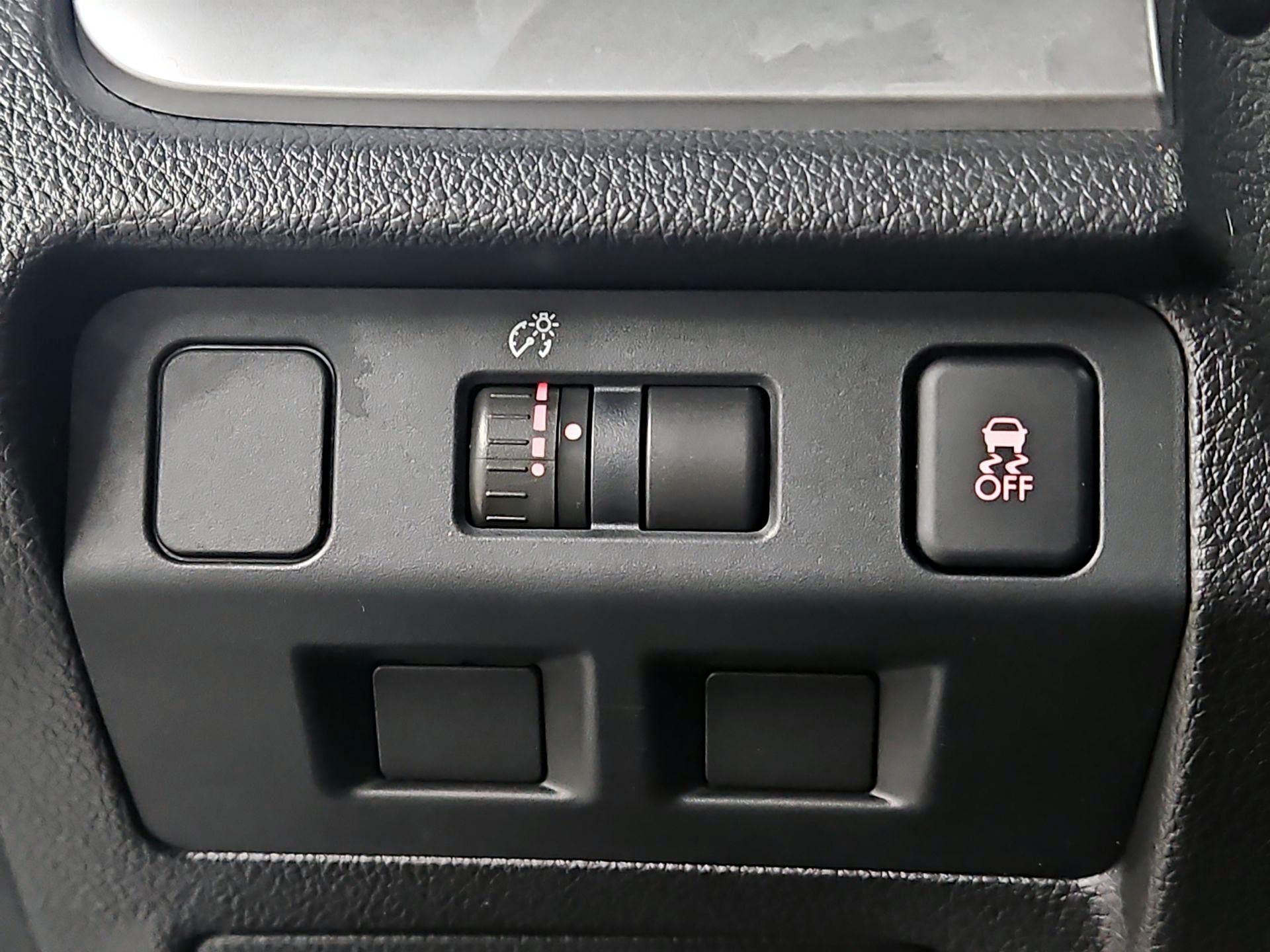 Thumbnail: 2014 Subaru XV Crosstrek - 13