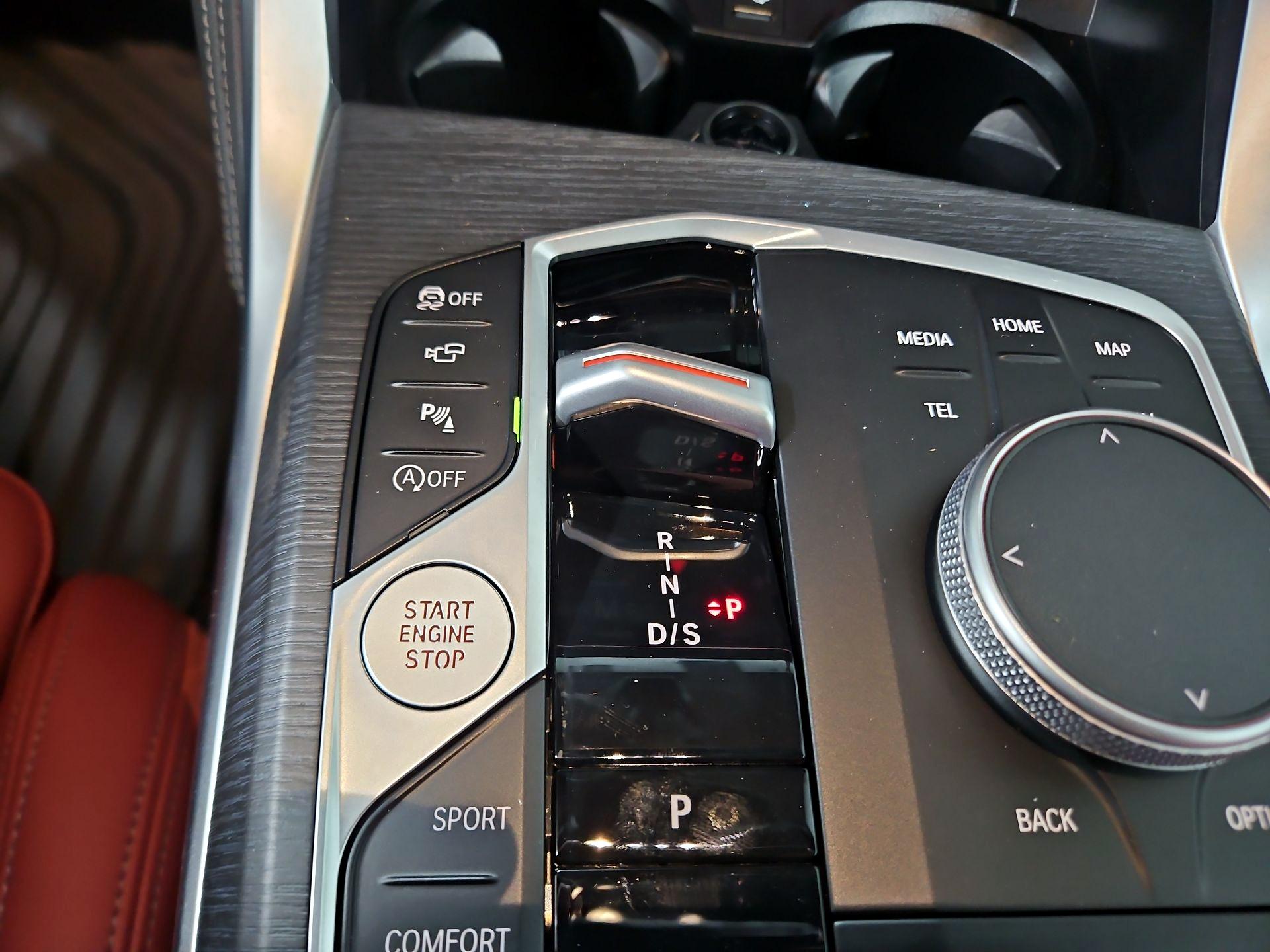 Thumbnail: 2025 BMW 4 Series - 18