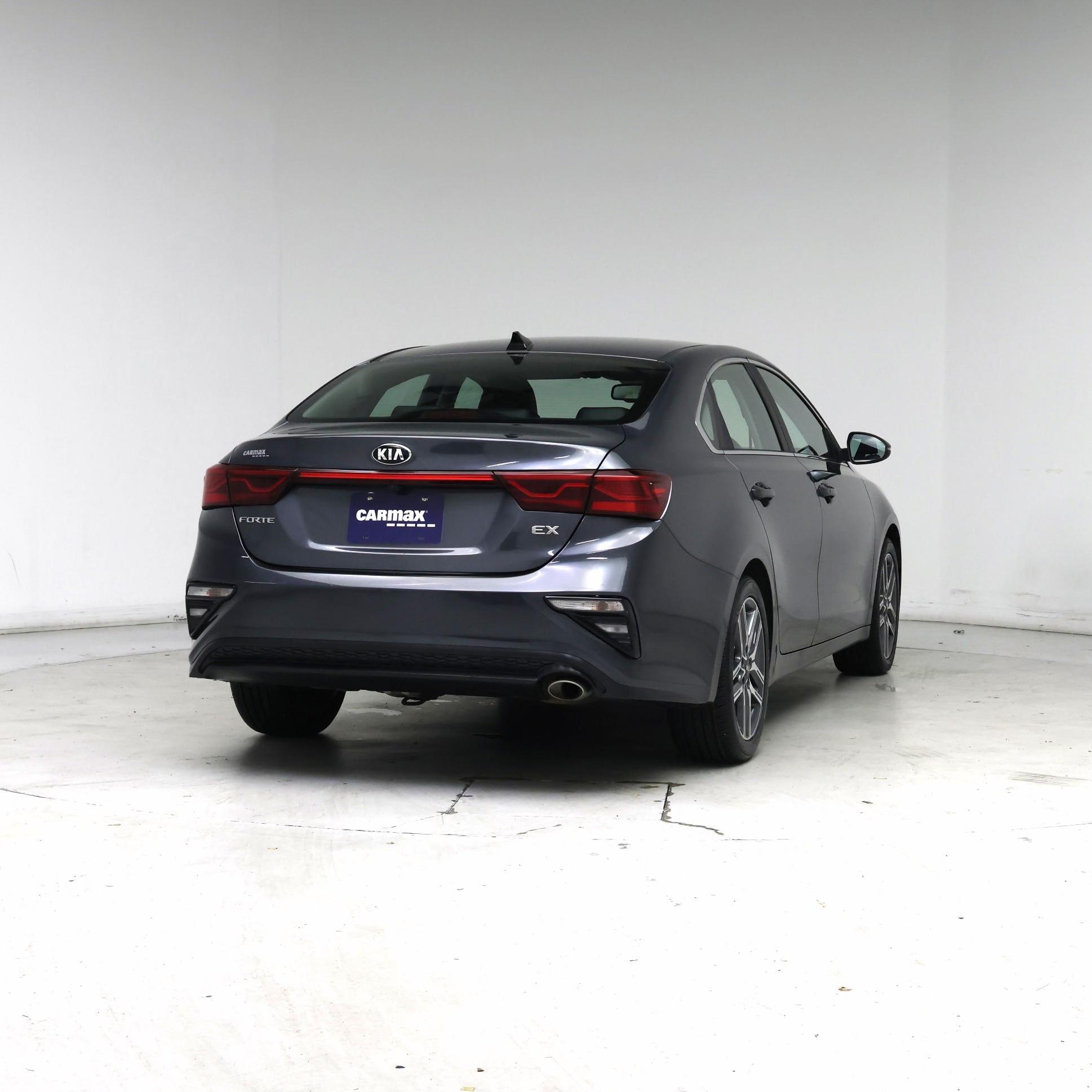 Thumbnail: 2021 Kia Forte - 8