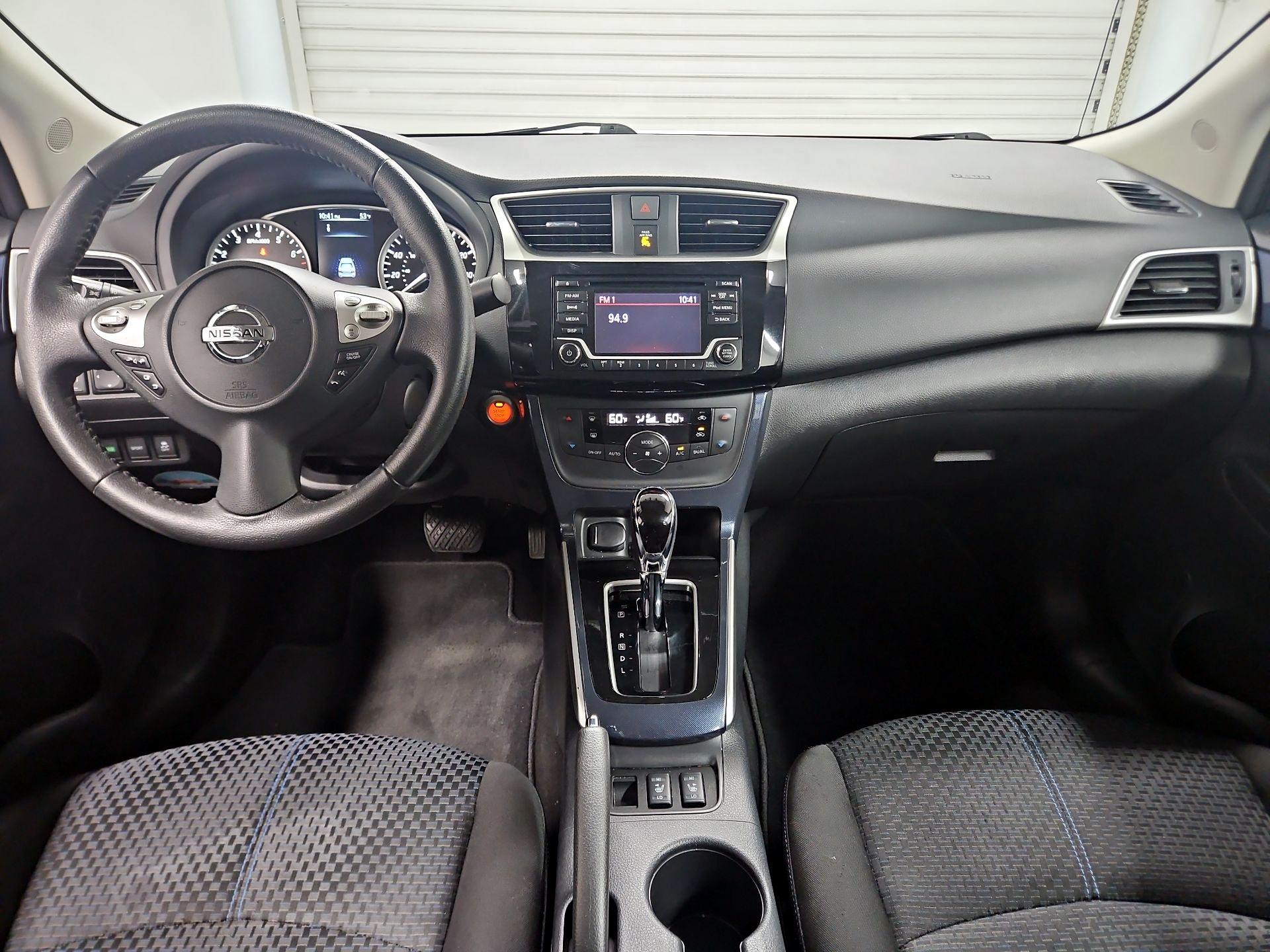 Thumbnail: 2018 Nissan Sentra - 9