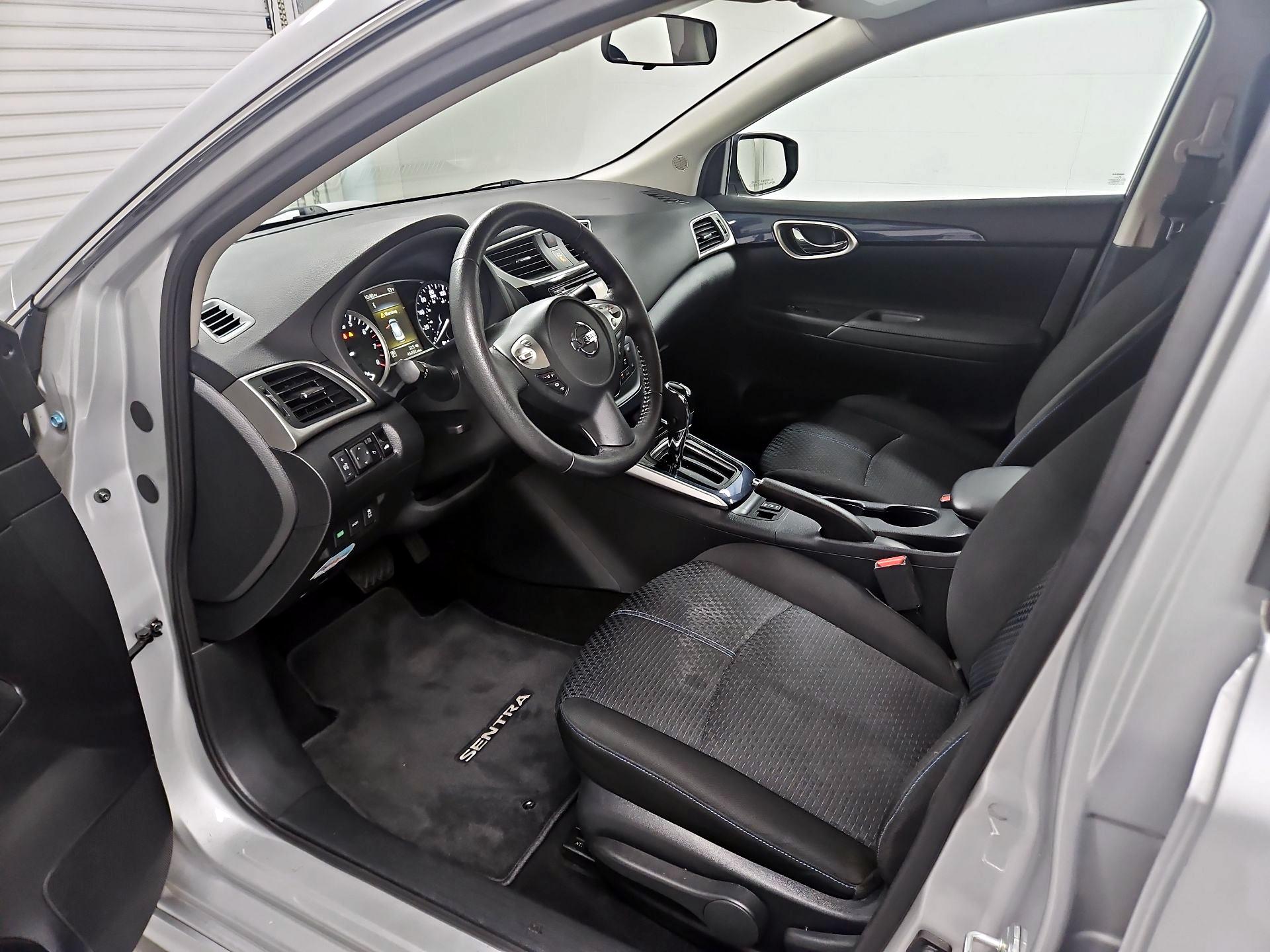 Thumbnail: 2018 Nissan Sentra - 11