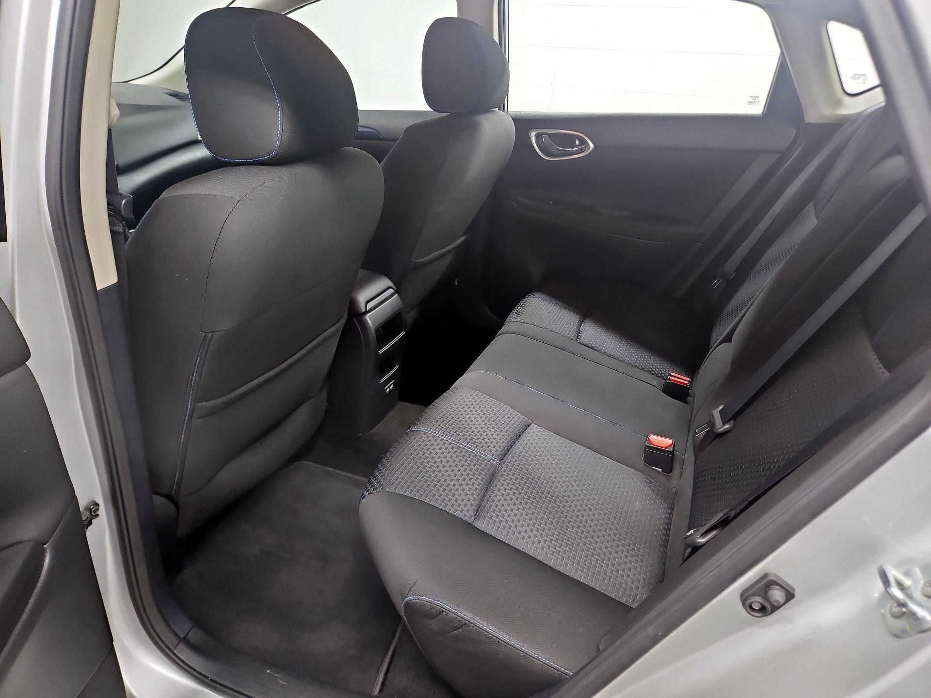 Thumbnail: 2018 Nissan Sentra - 19