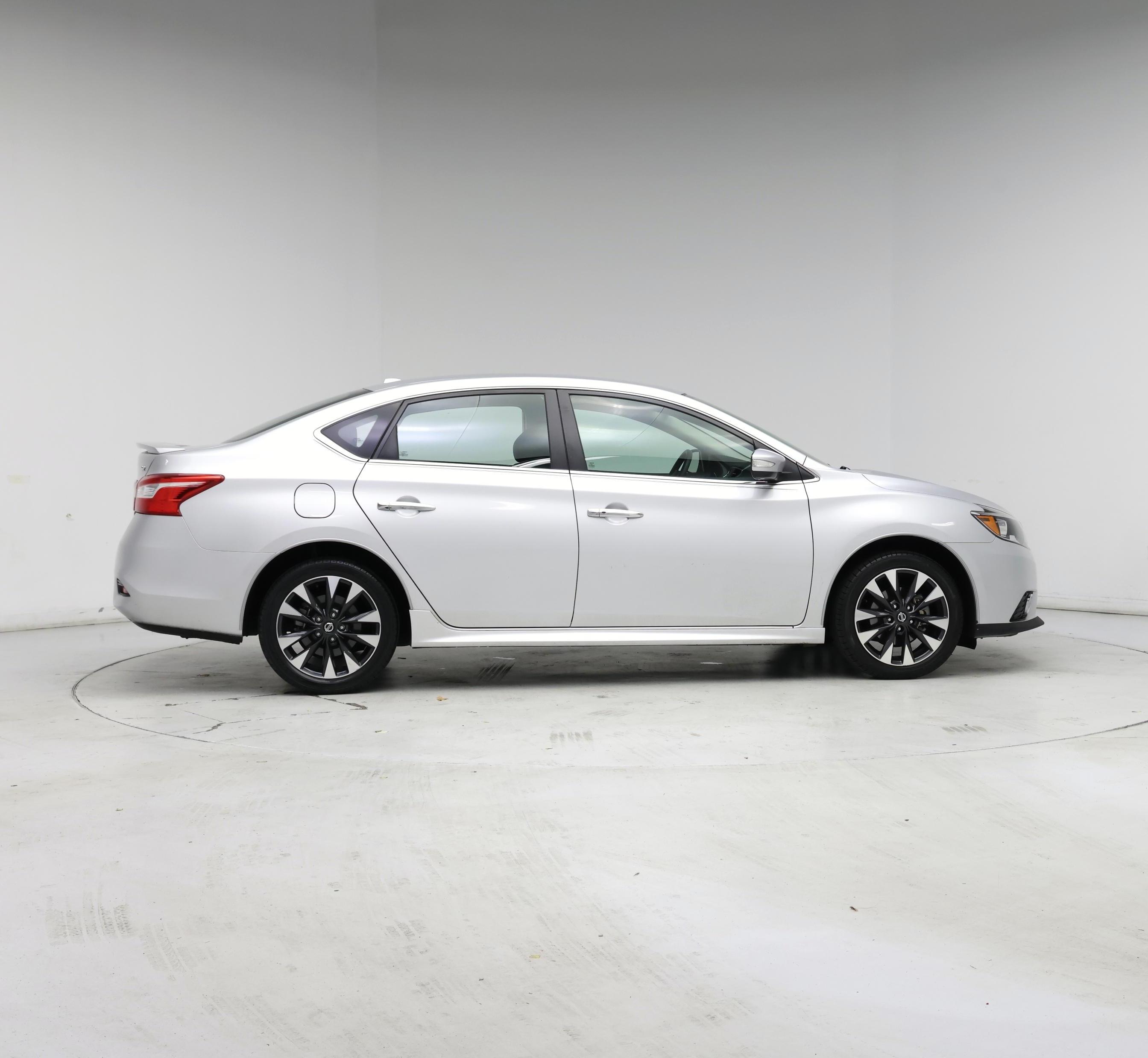 Thumbnail: 2018 Nissan Sentra - 7