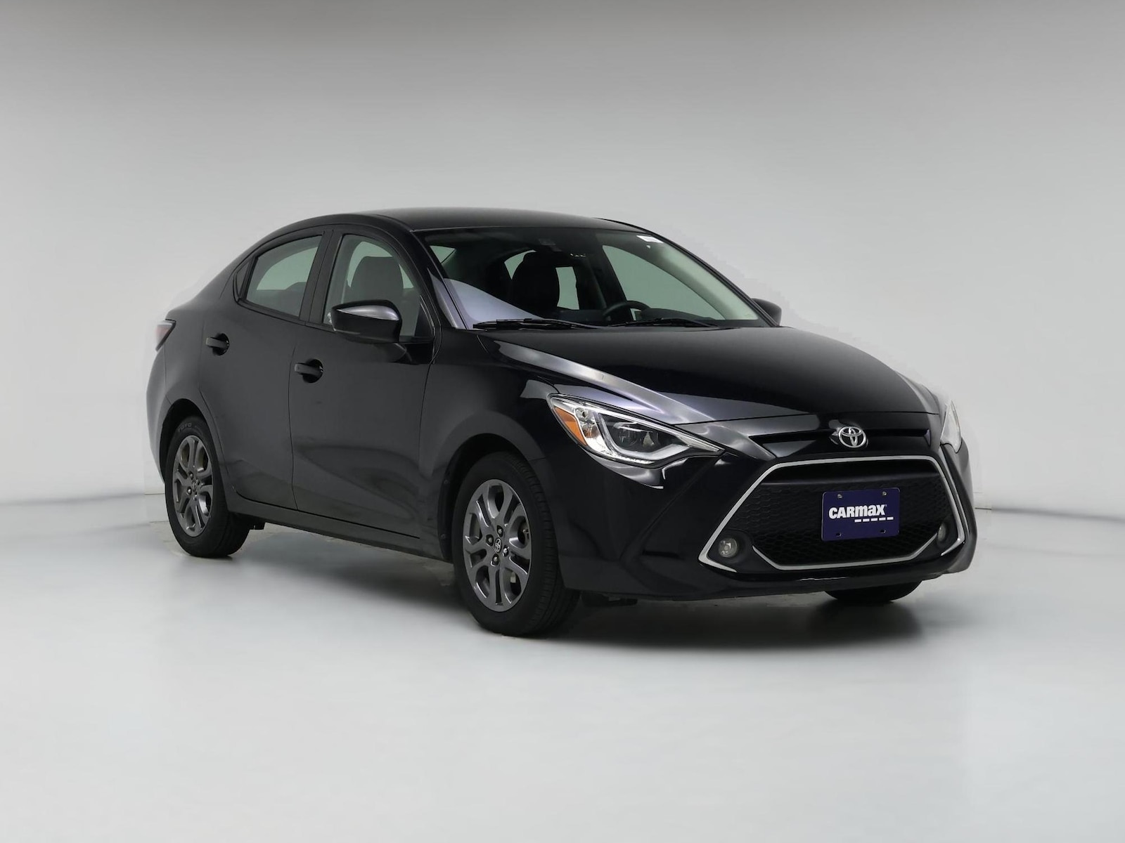 2019 Toyota Yaris XLE