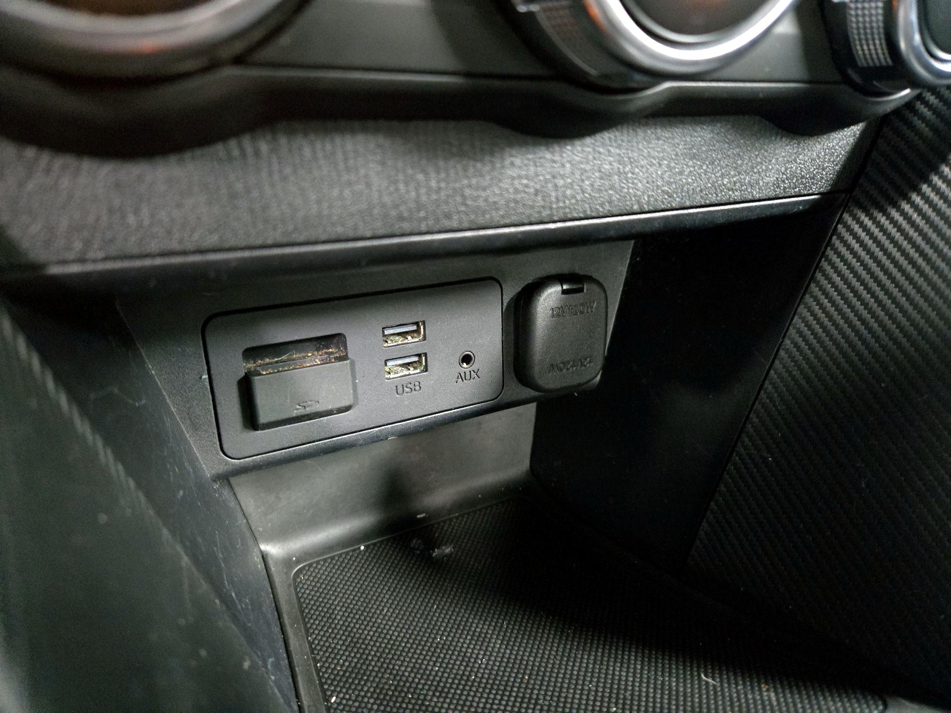 Thumbnail: 2019 Toyota Yaris - 18