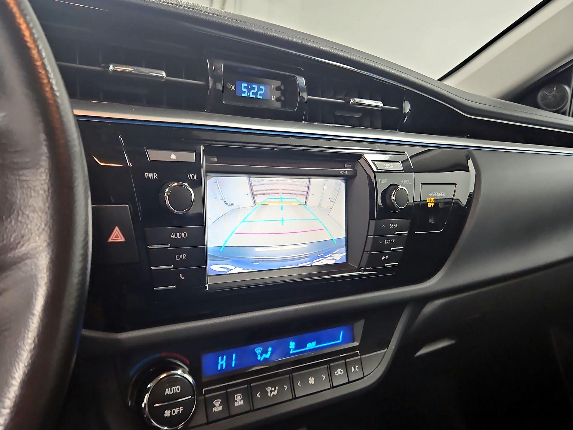 Thumbnail: 2015 Toyota Corolla - 14