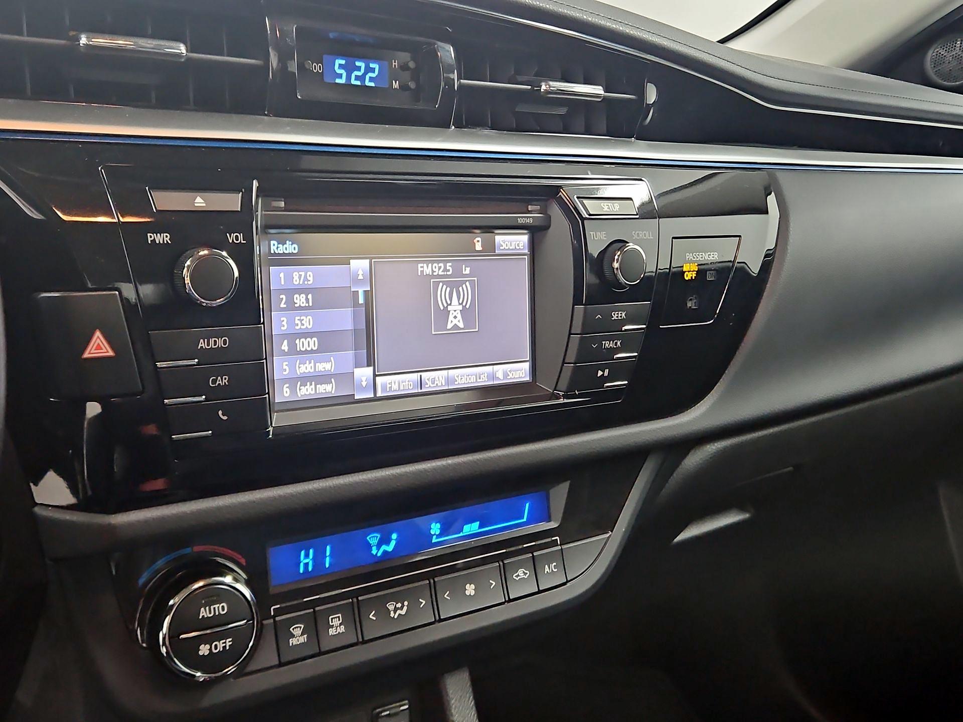 Thumbnail: 2015 Toyota Corolla - 15