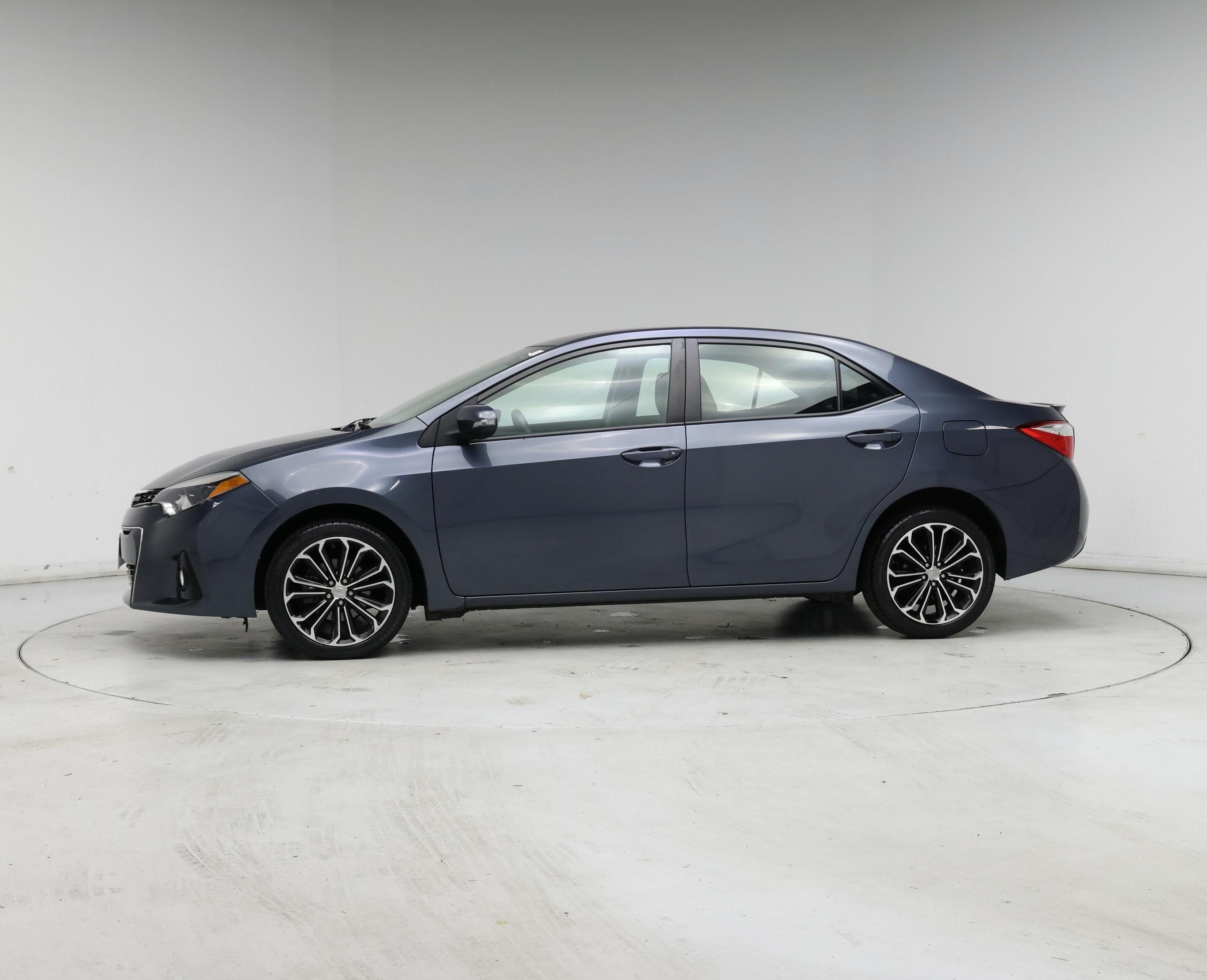 Thumbnail: 2015 Toyota Corolla - 3