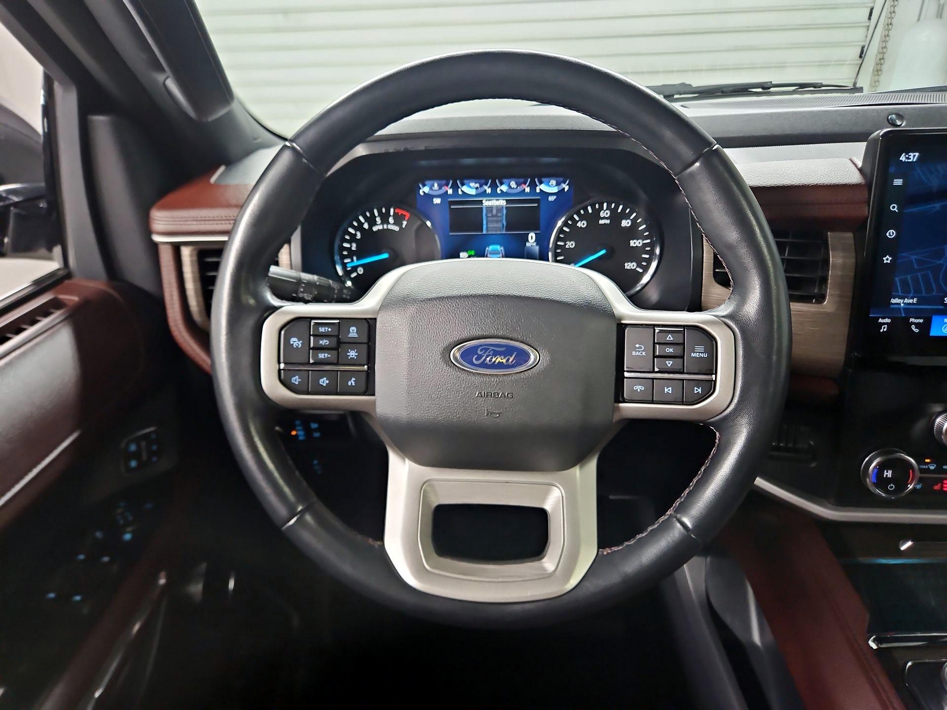 Thumbnail: 2022 Ford Expedition - 10