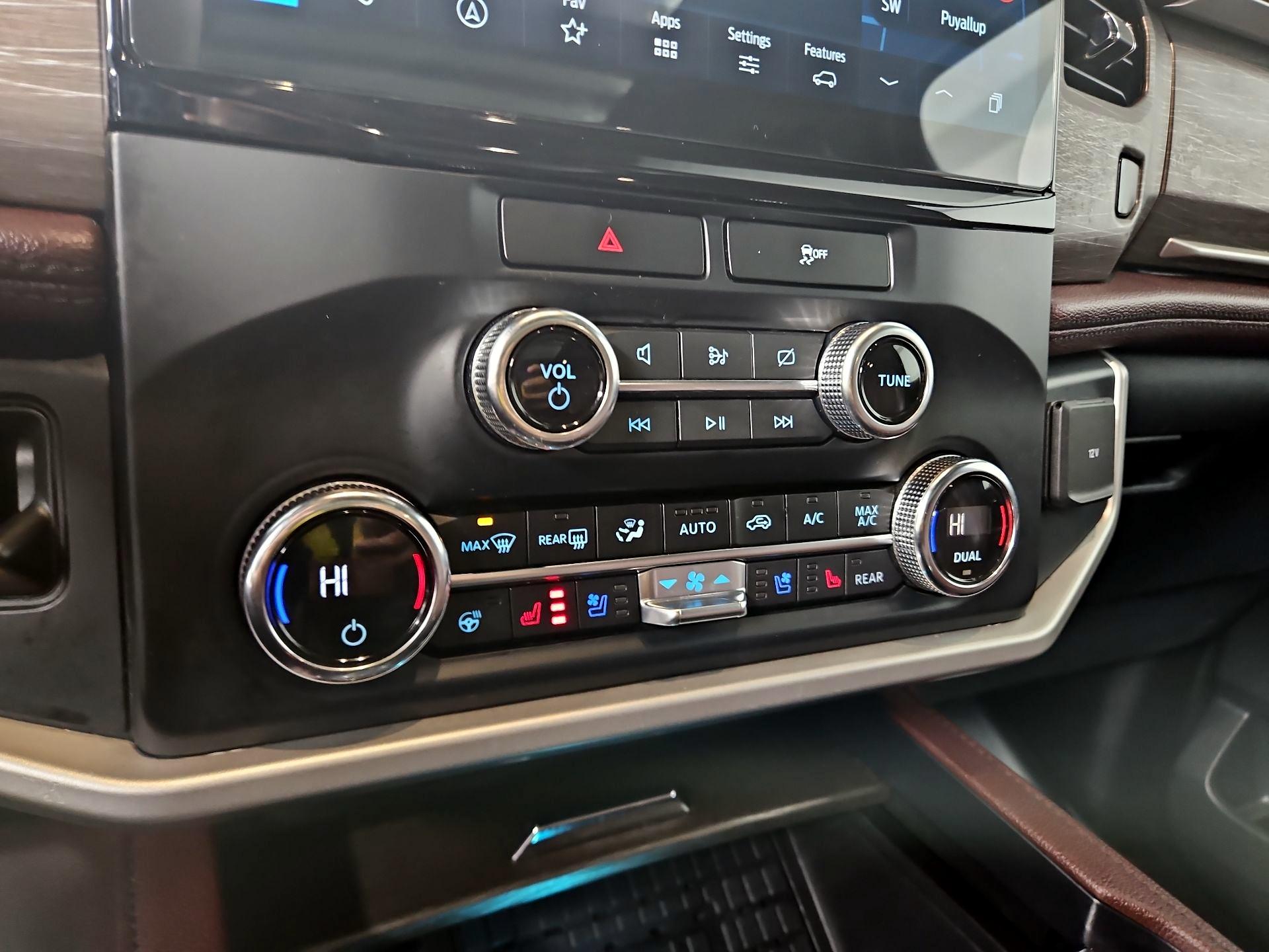 Thumbnail: 2022 Ford Expedition - 17