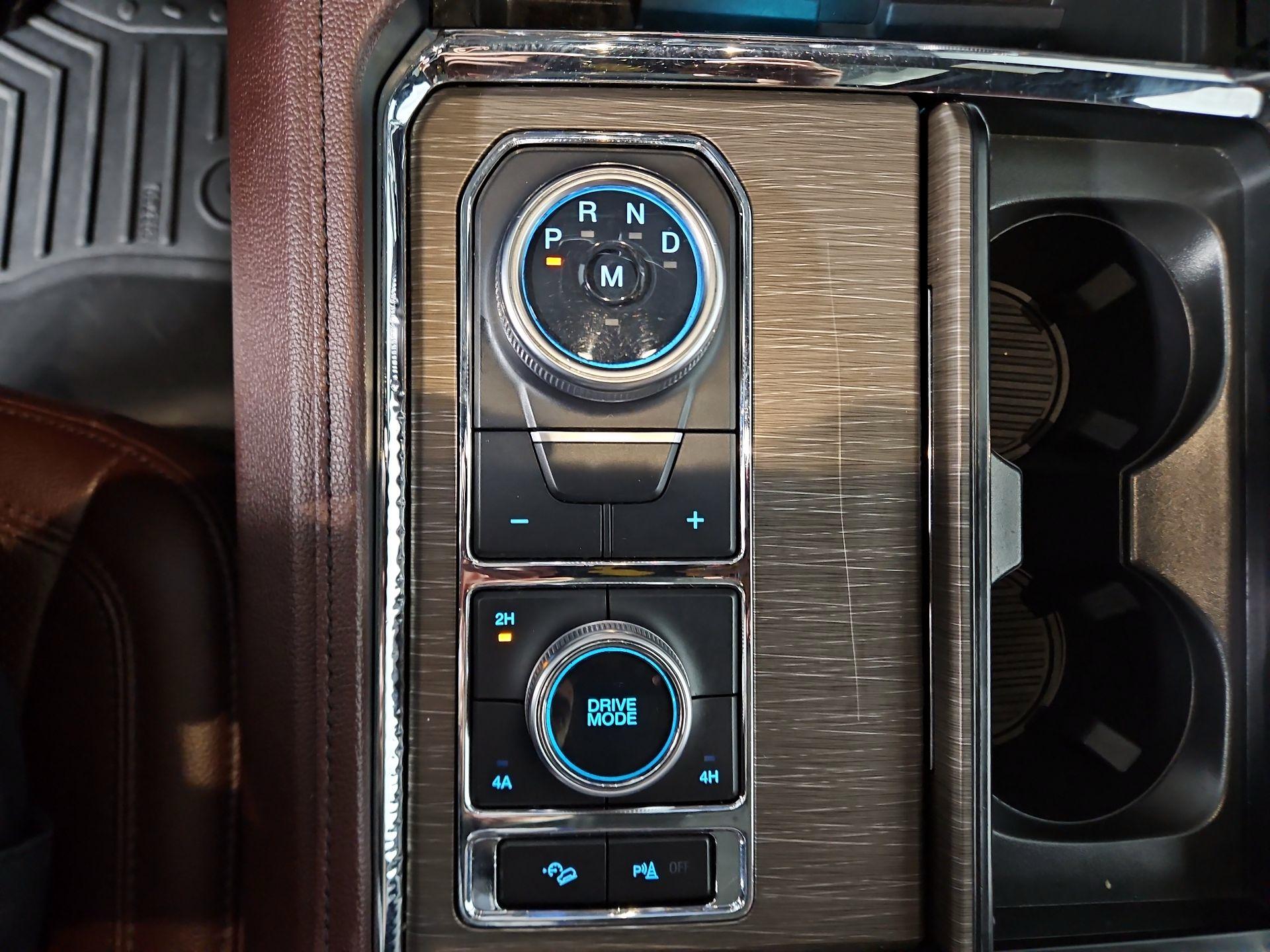 Thumbnail: 2022 Ford Expedition - 18