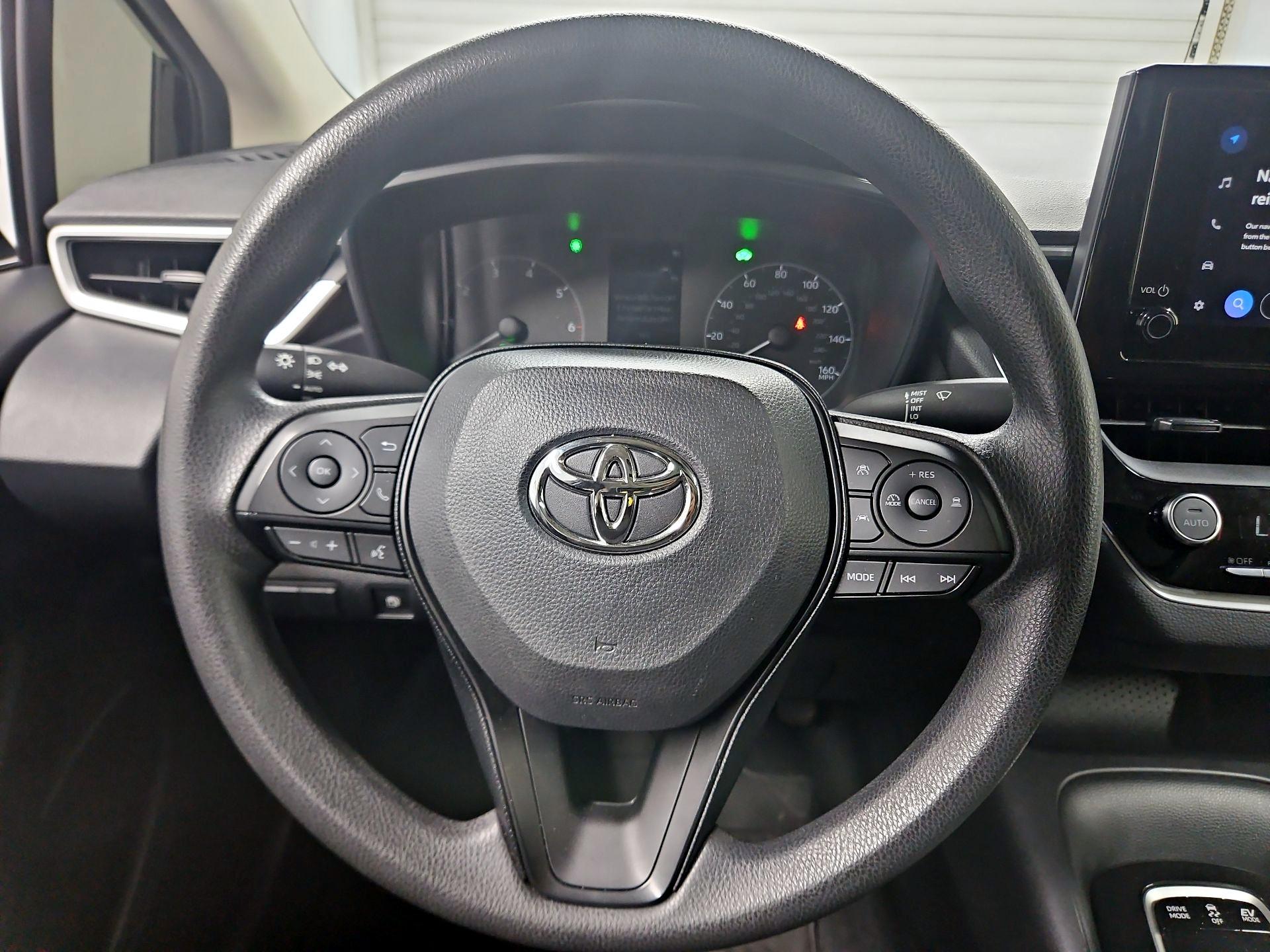 Thumbnail: 2023 Toyota Corolla - 10