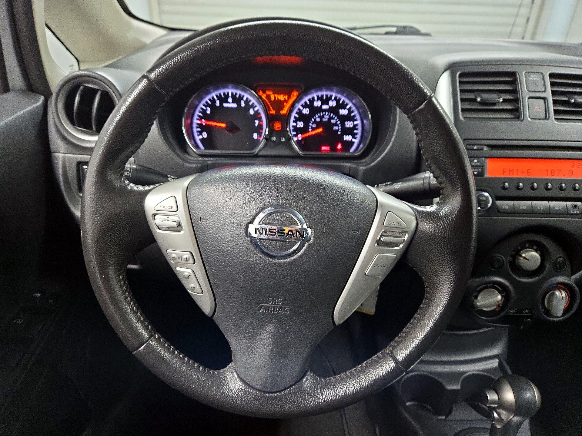 Thumbnail: 2014 Nissan Versa Note - 10