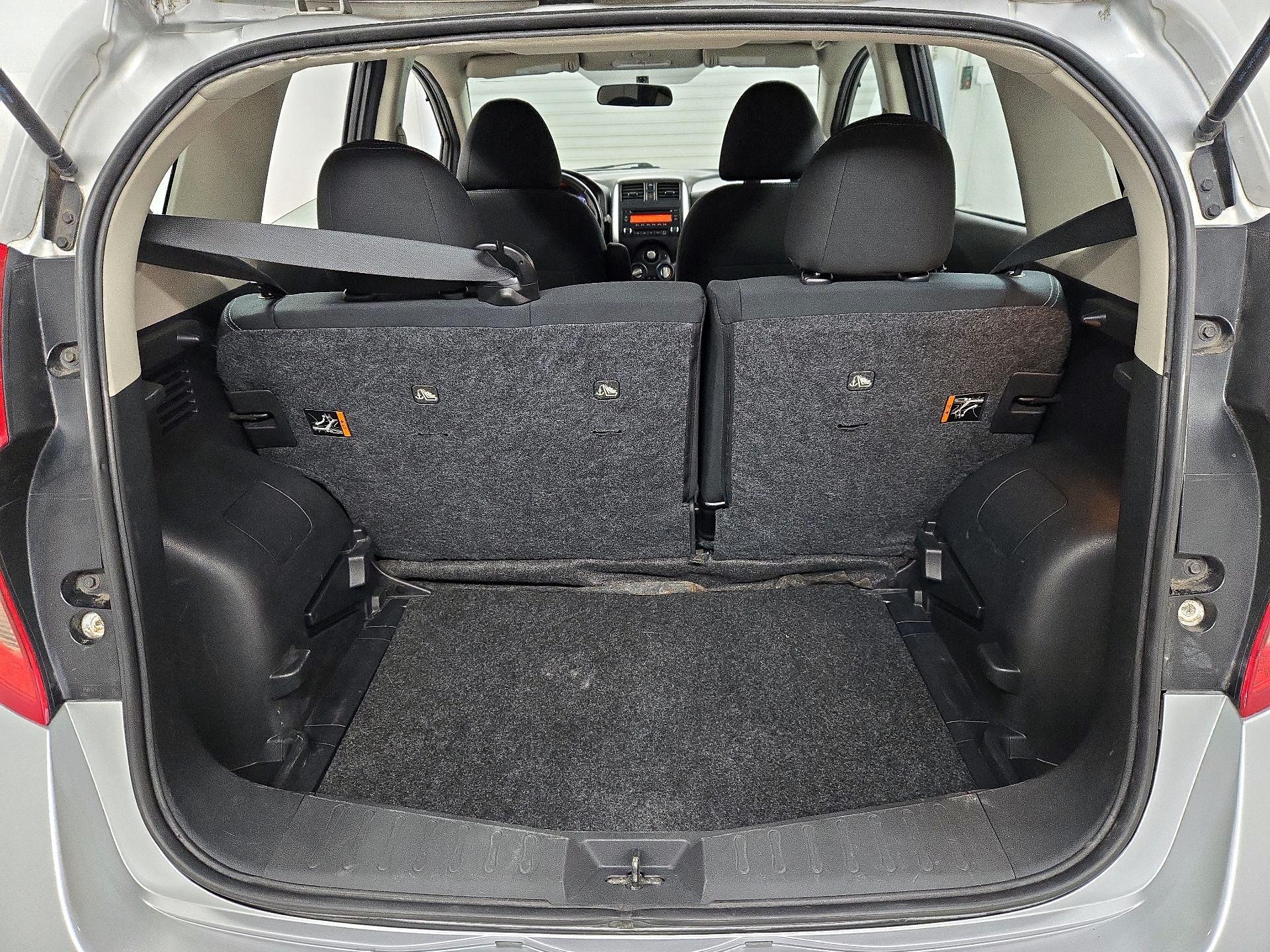 Thumbnail: 2014 Nissan Versa Note - 19