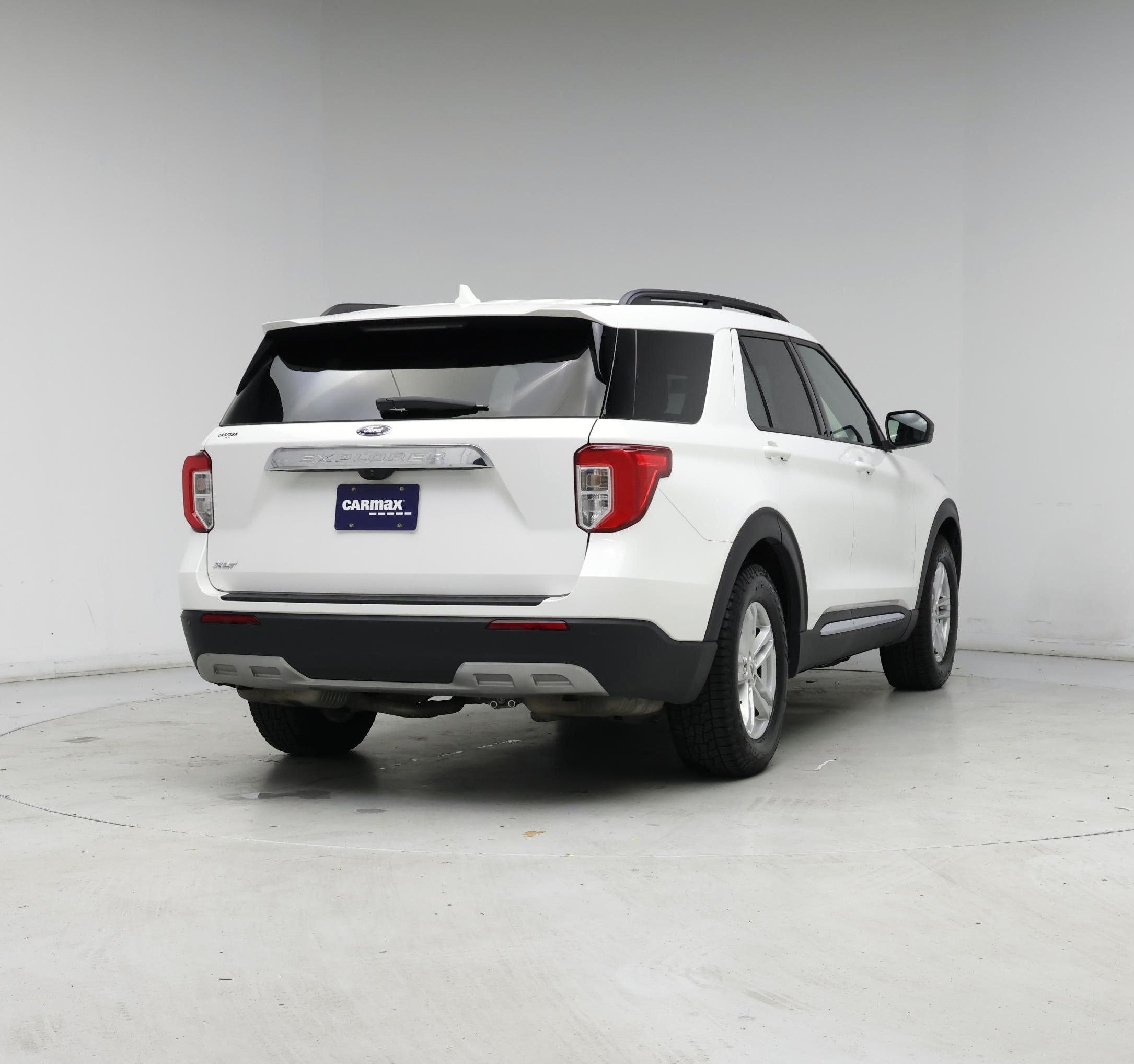 Thumbnail: 2020 Ford Explorer - 8