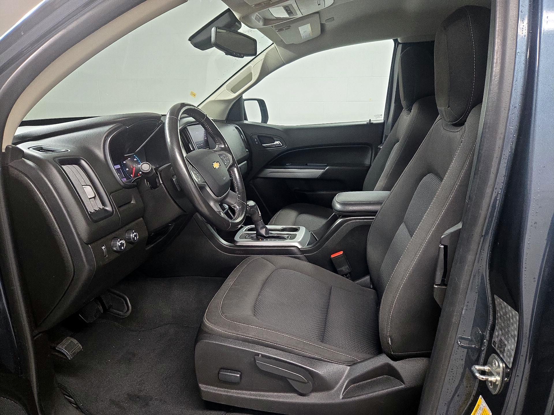 Thumbnail: 2019 Chevrolet Colorado - 11