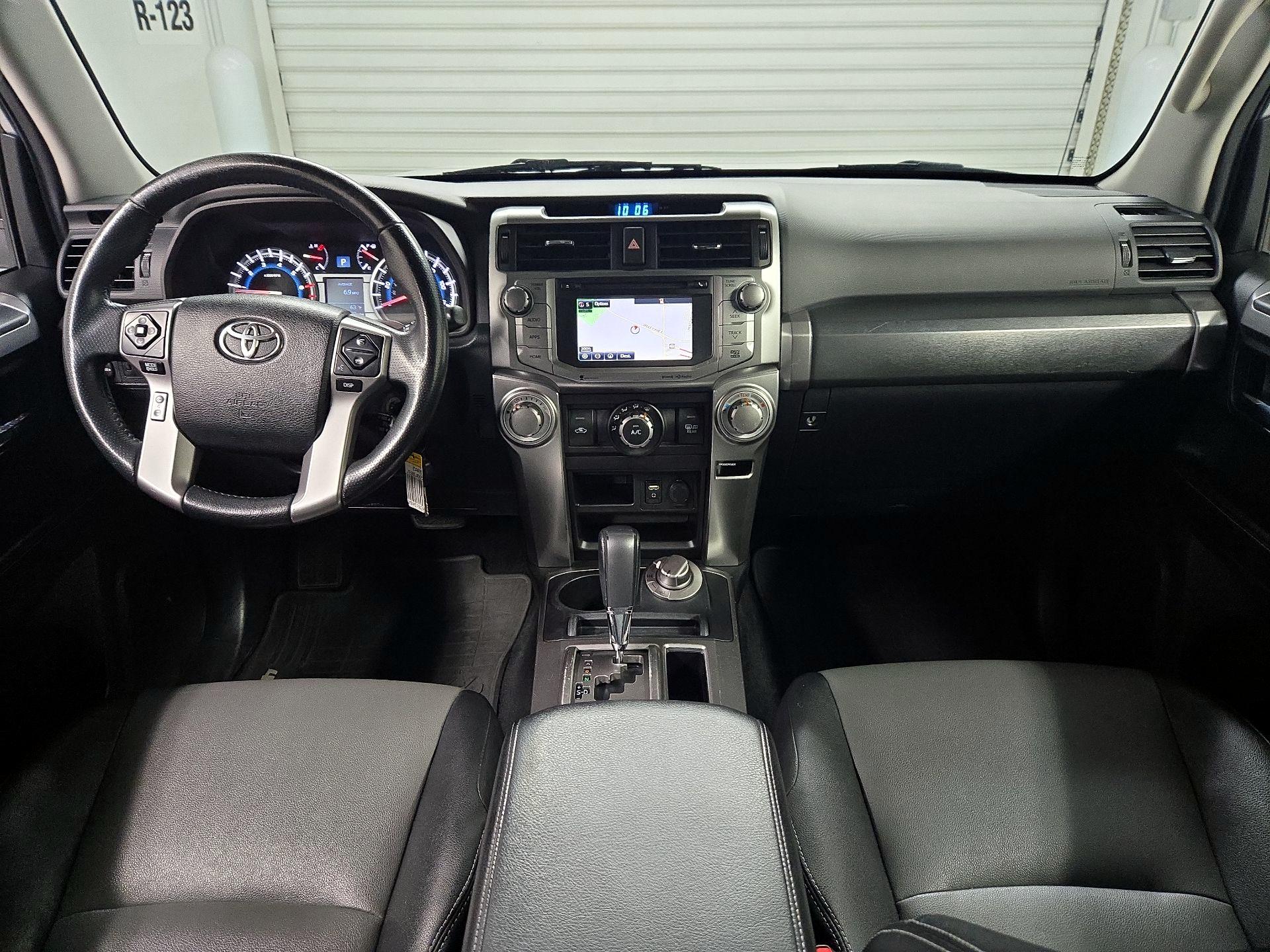 Thumbnail: 2016 Toyota 4Runner - 9