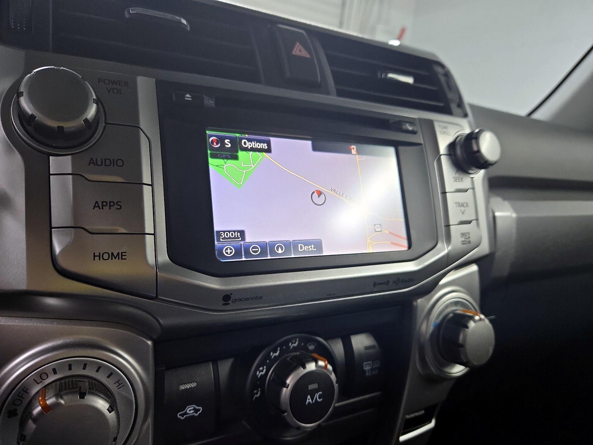 Thumbnail: 2016 Toyota 4Runner - 14