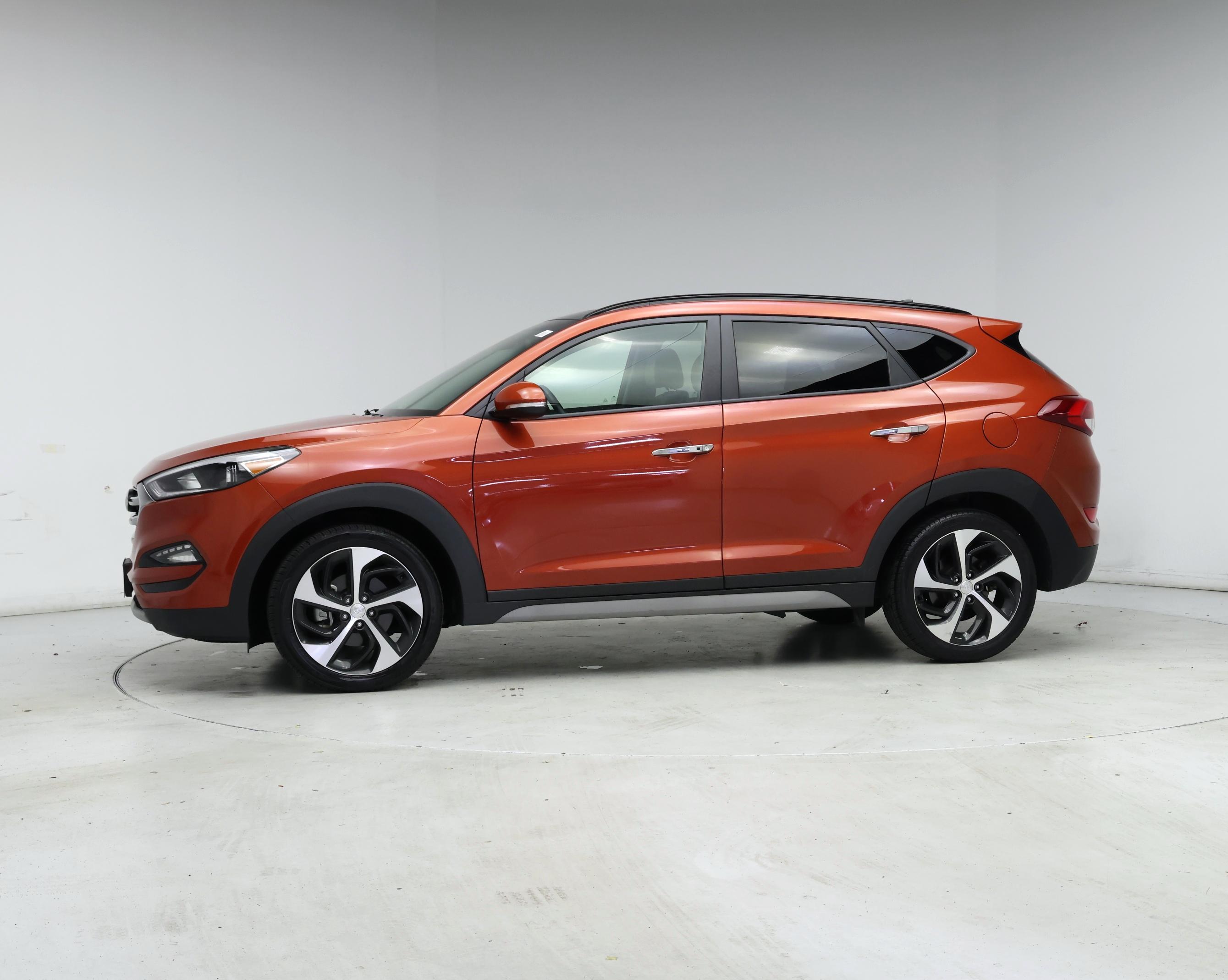 Thumbnail: 2017 Hyundai Tucson - 3