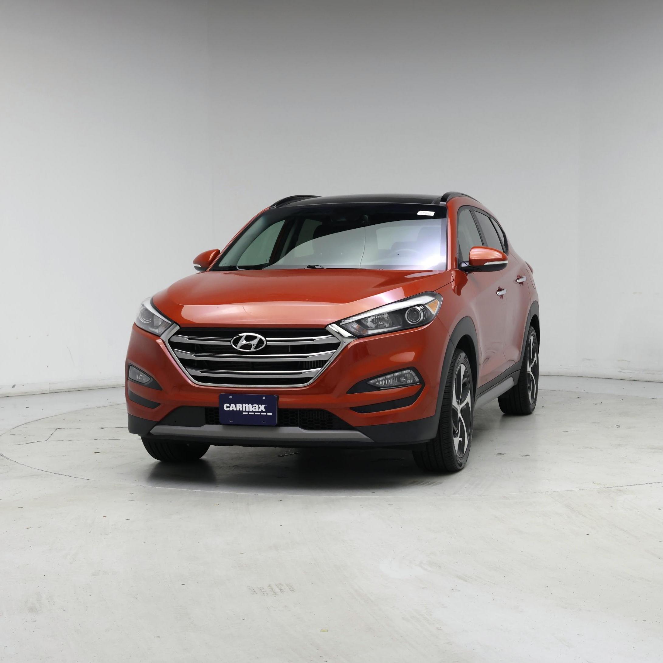 Thumbnail: 2017 Hyundai Tucson - 4