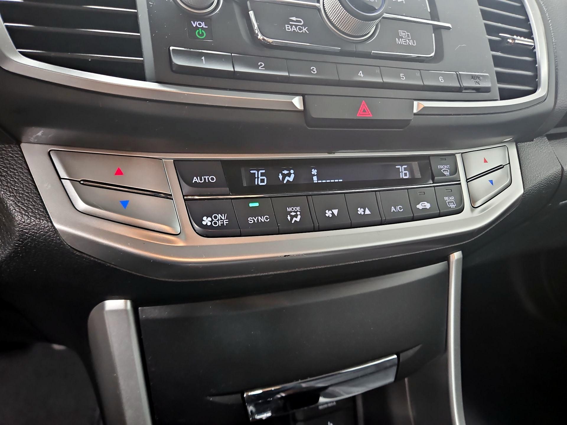 Thumbnail: 2015 Honda Accord - 16