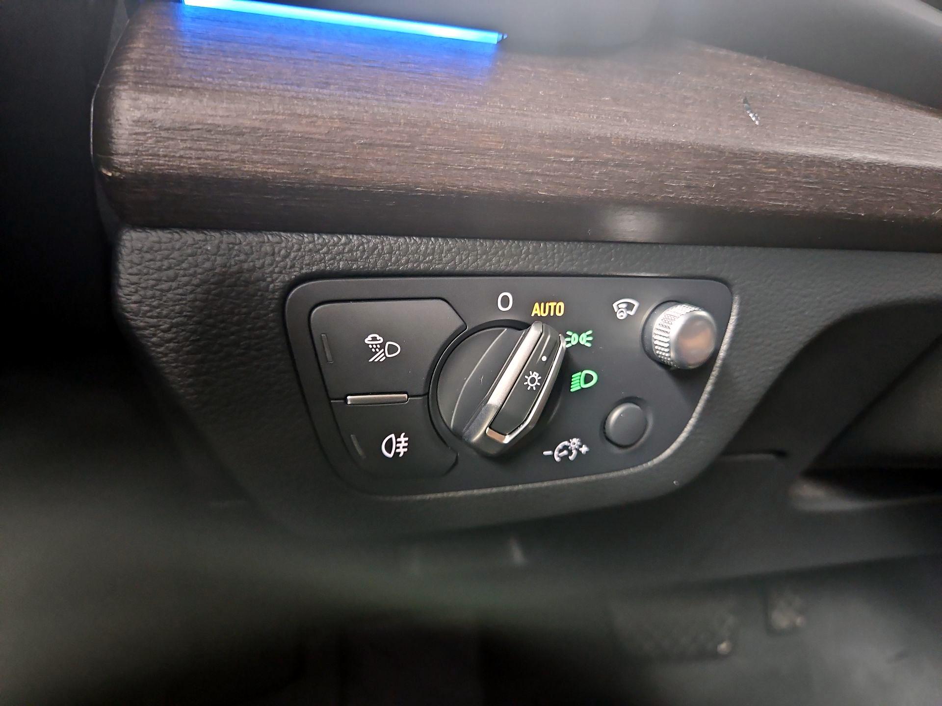 Thumbnail: 2021 Audi Q5 - 13