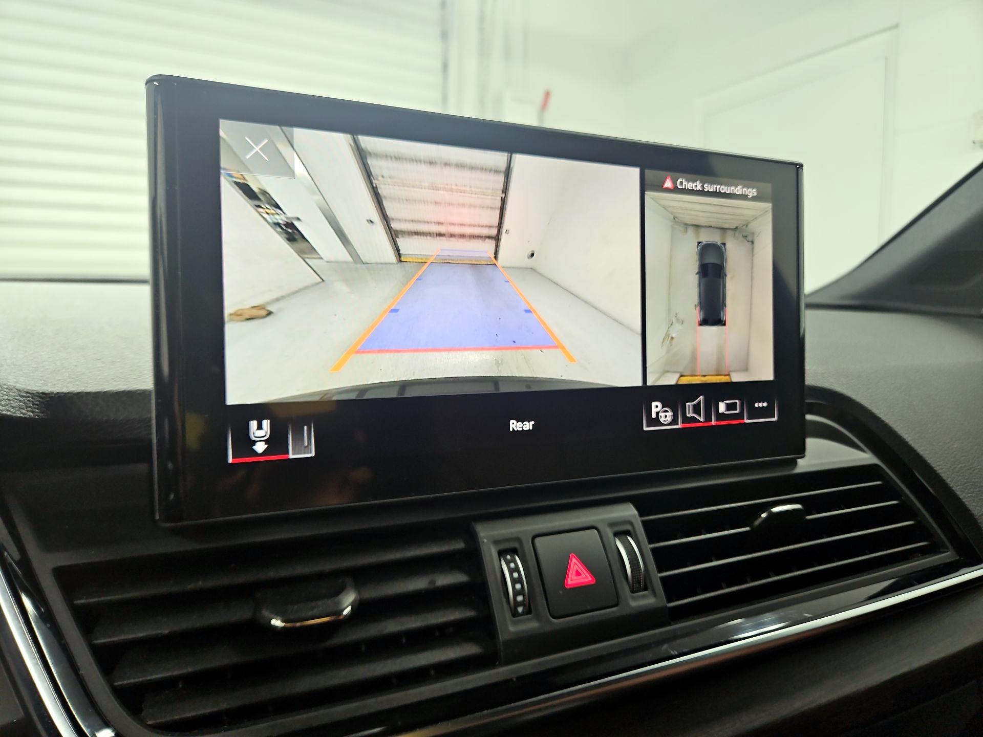 Thumbnail: 2021 Audi Q5 - 15