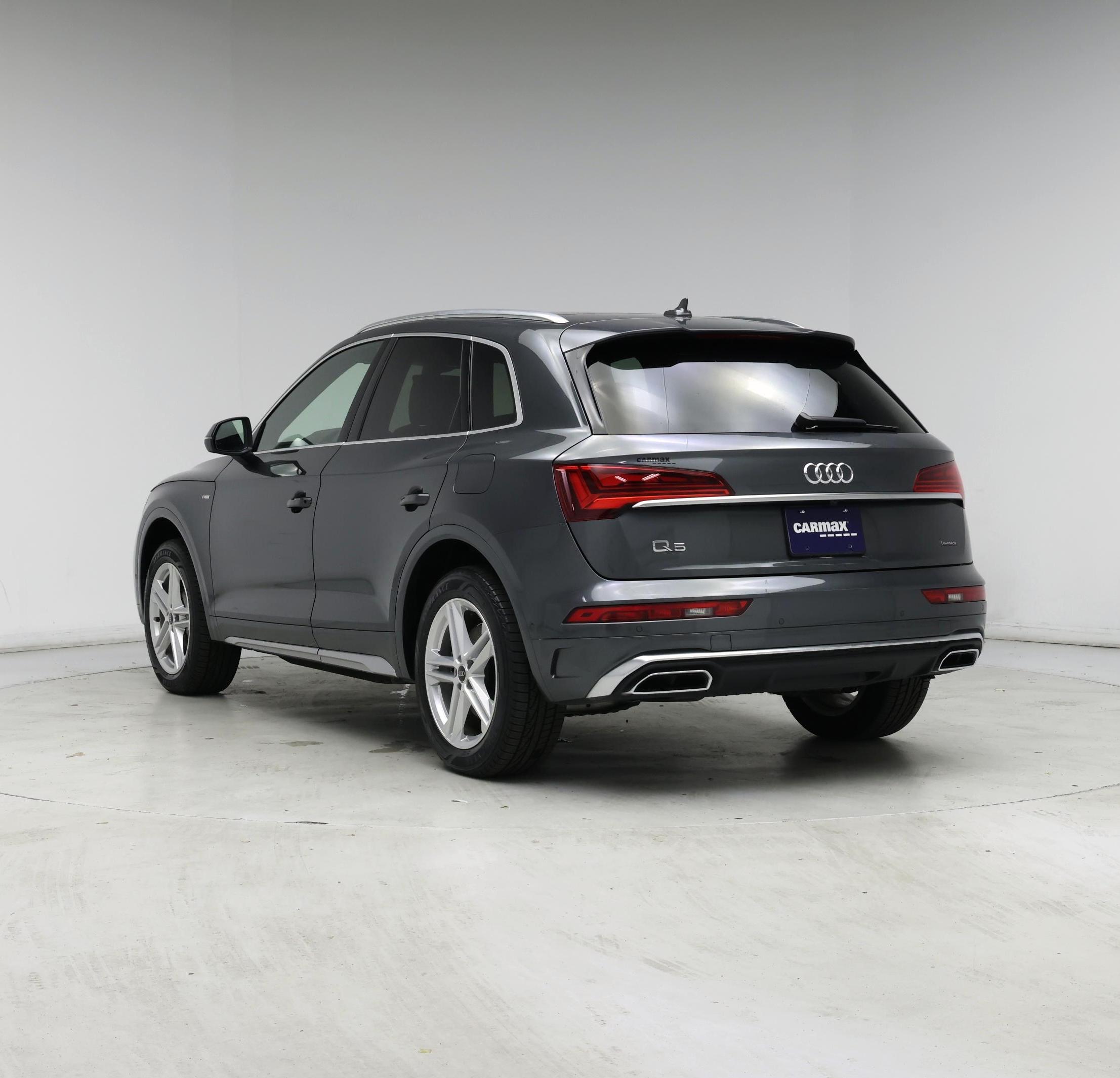 Thumbnail: 2021 Audi Q5 - 2