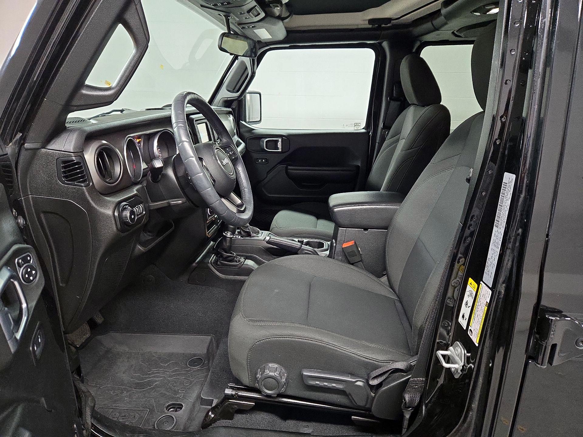 Thumbnail: 2018 Jeep Wrangler - 11