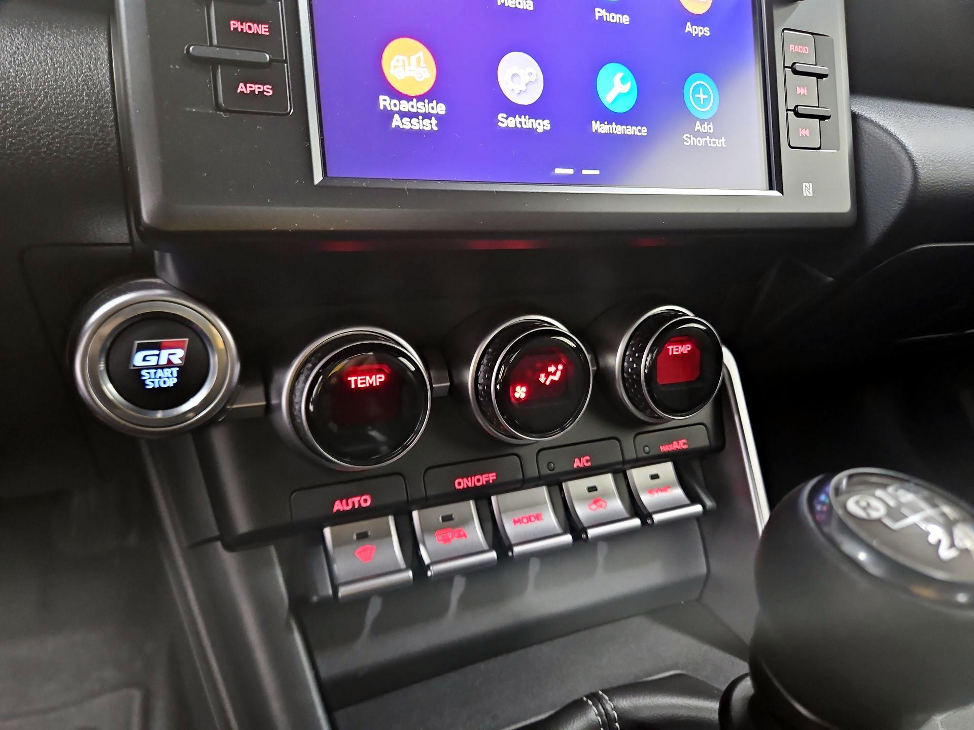 Thumbnail: 2023 Toyota GR86 - 16