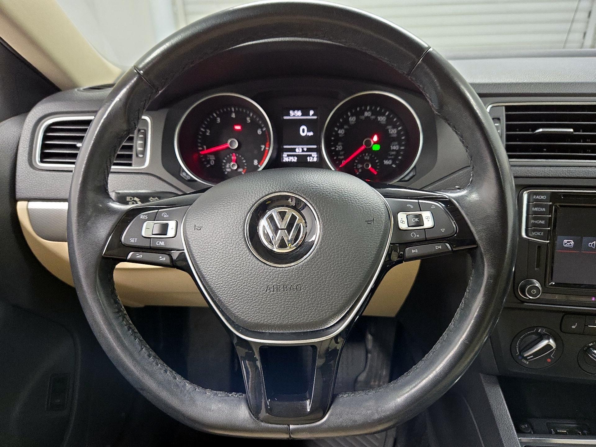 Thumbnail: 2018 Volkswagen Jetta - 10