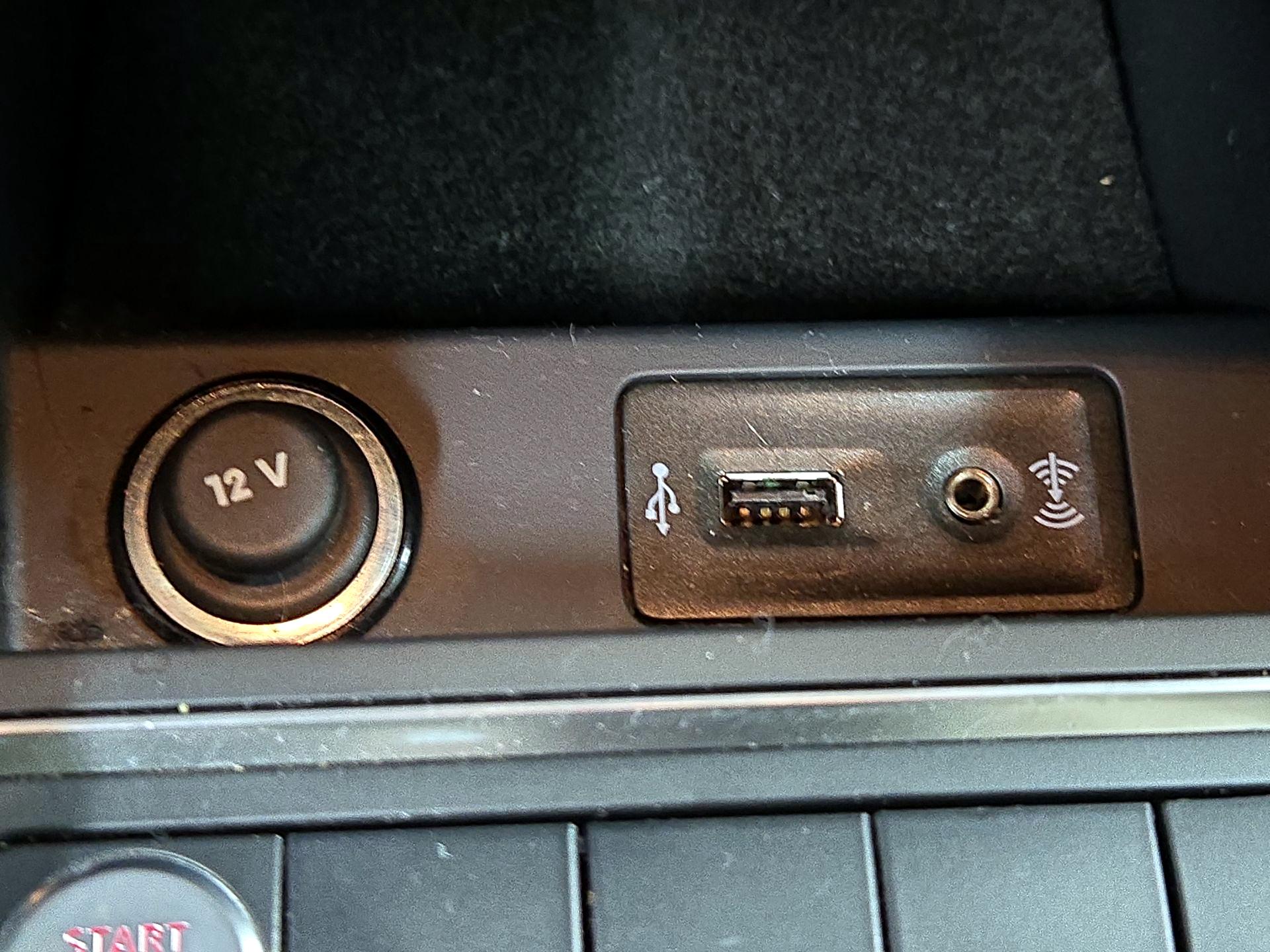 Thumbnail: 2018 Volkswagen Jetta - 18