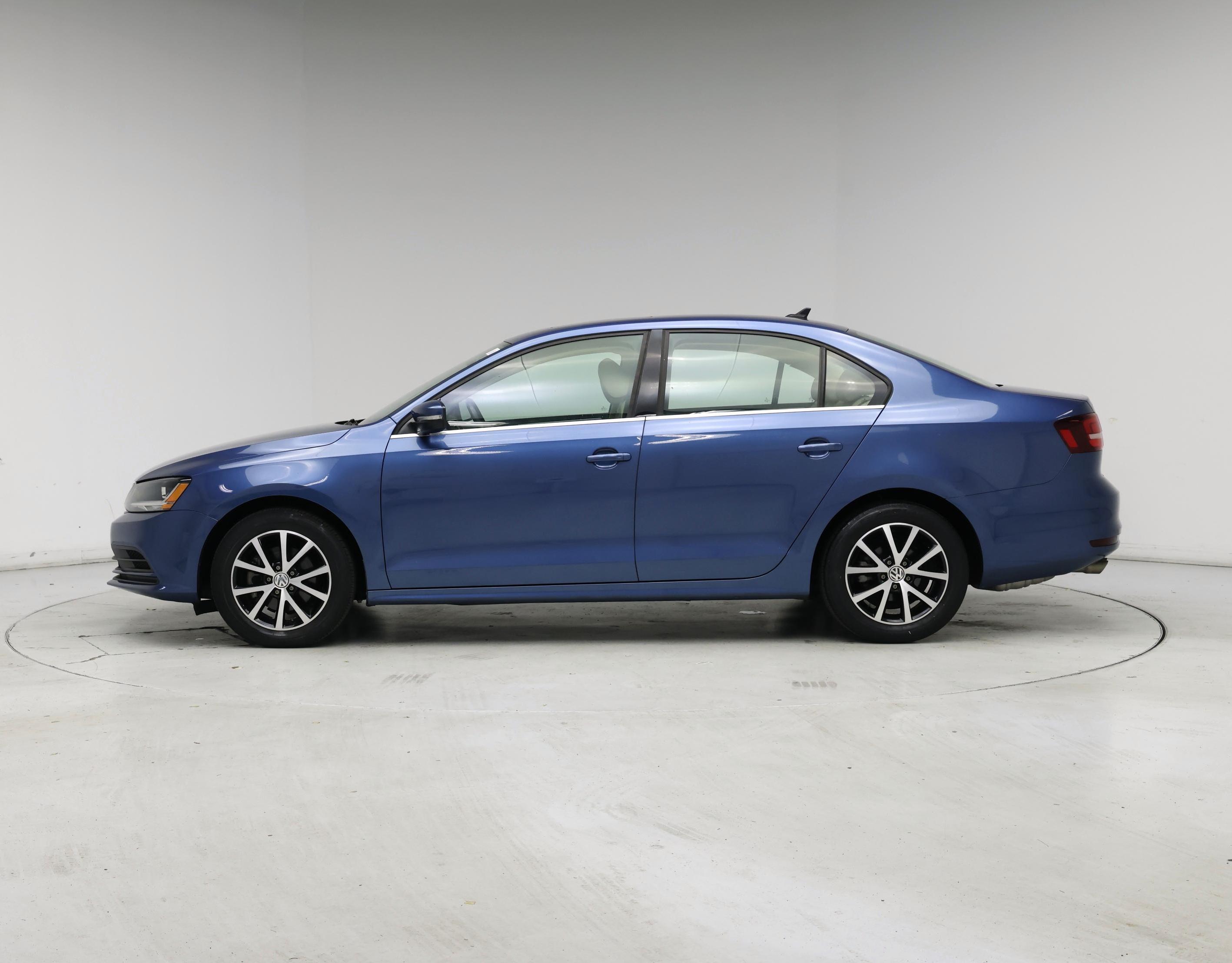 Thumbnail: 2018 Volkswagen Jetta - 3