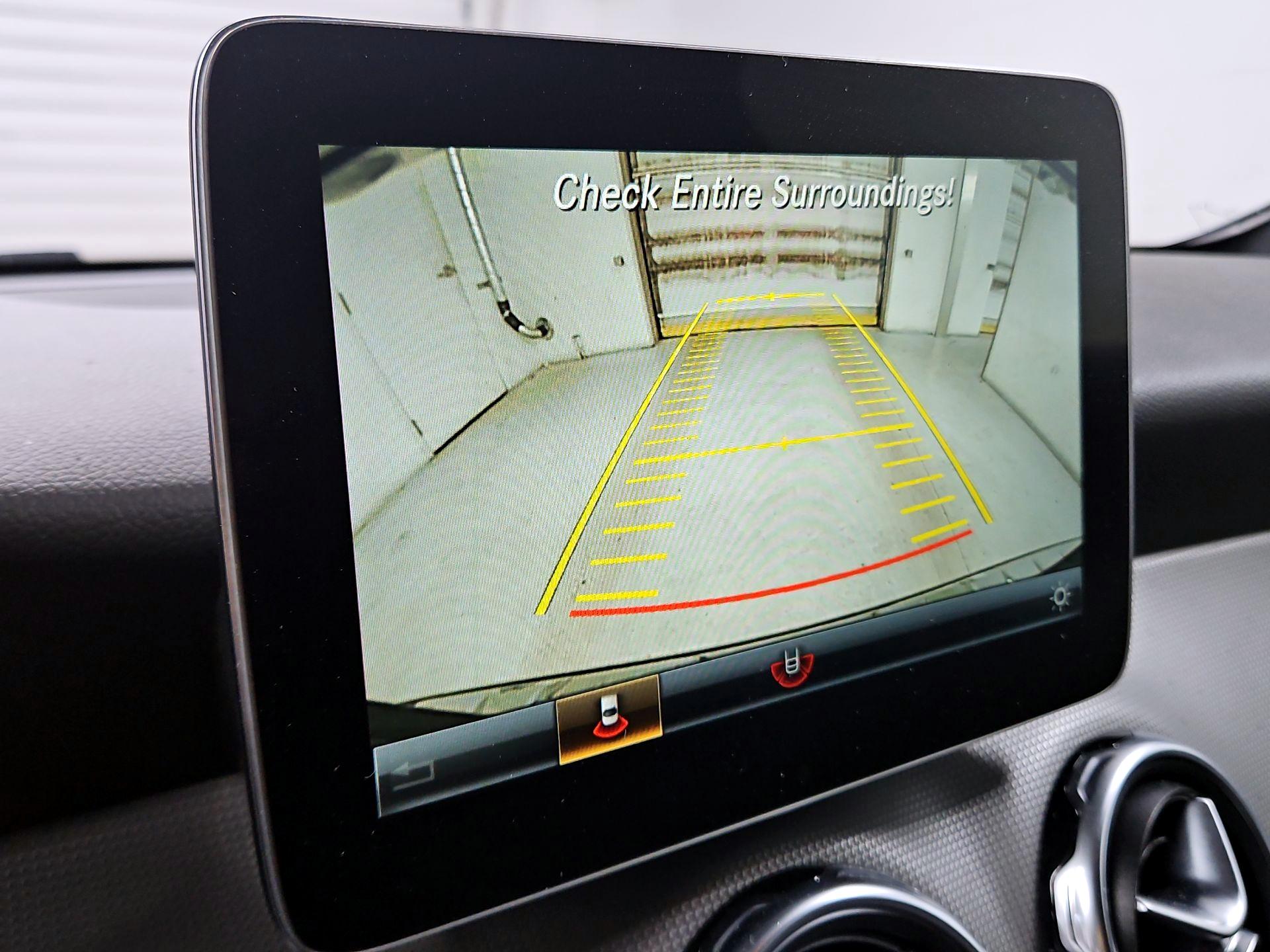 Thumbnail: 2018 Mercedes-Benz GLA - 15