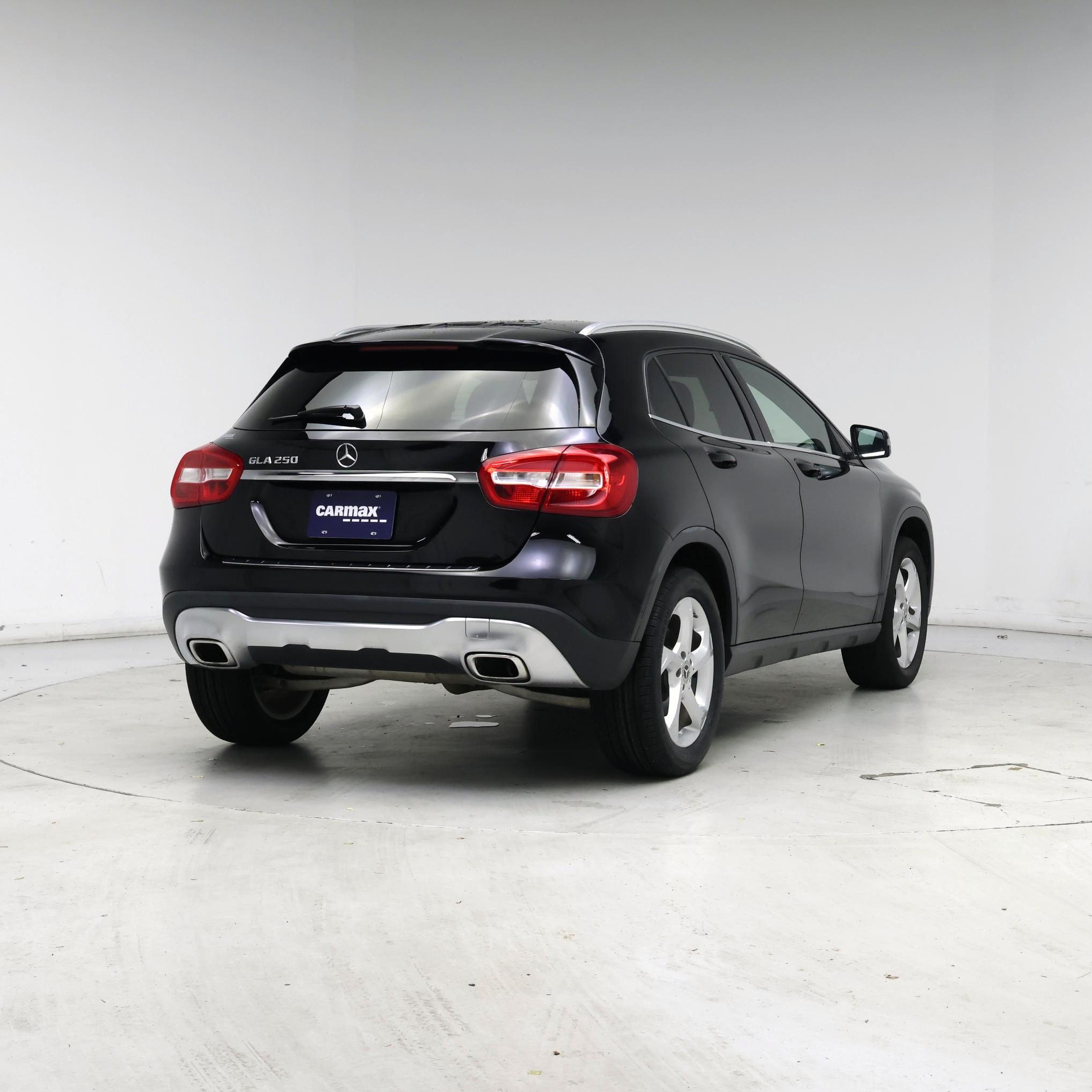 Thumbnail: 2018 Mercedes-Benz GLA - 8