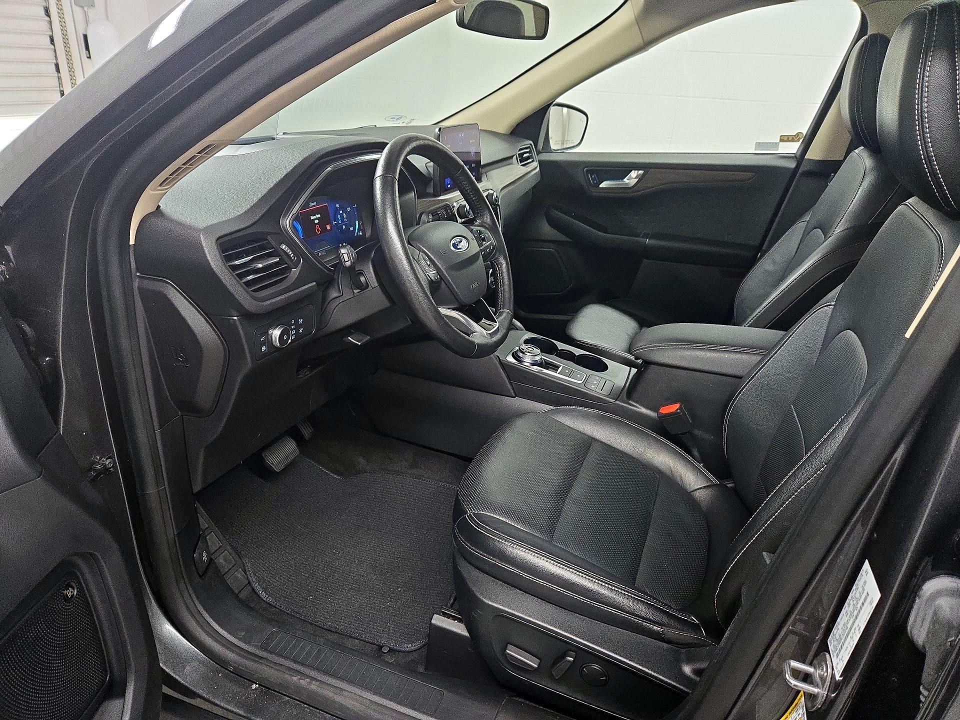 Thumbnail: 2020 Ford Escape - 11