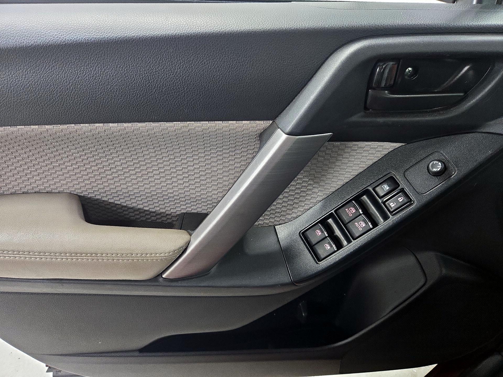 Thumbnail: 2017 Subaru Forester - 12