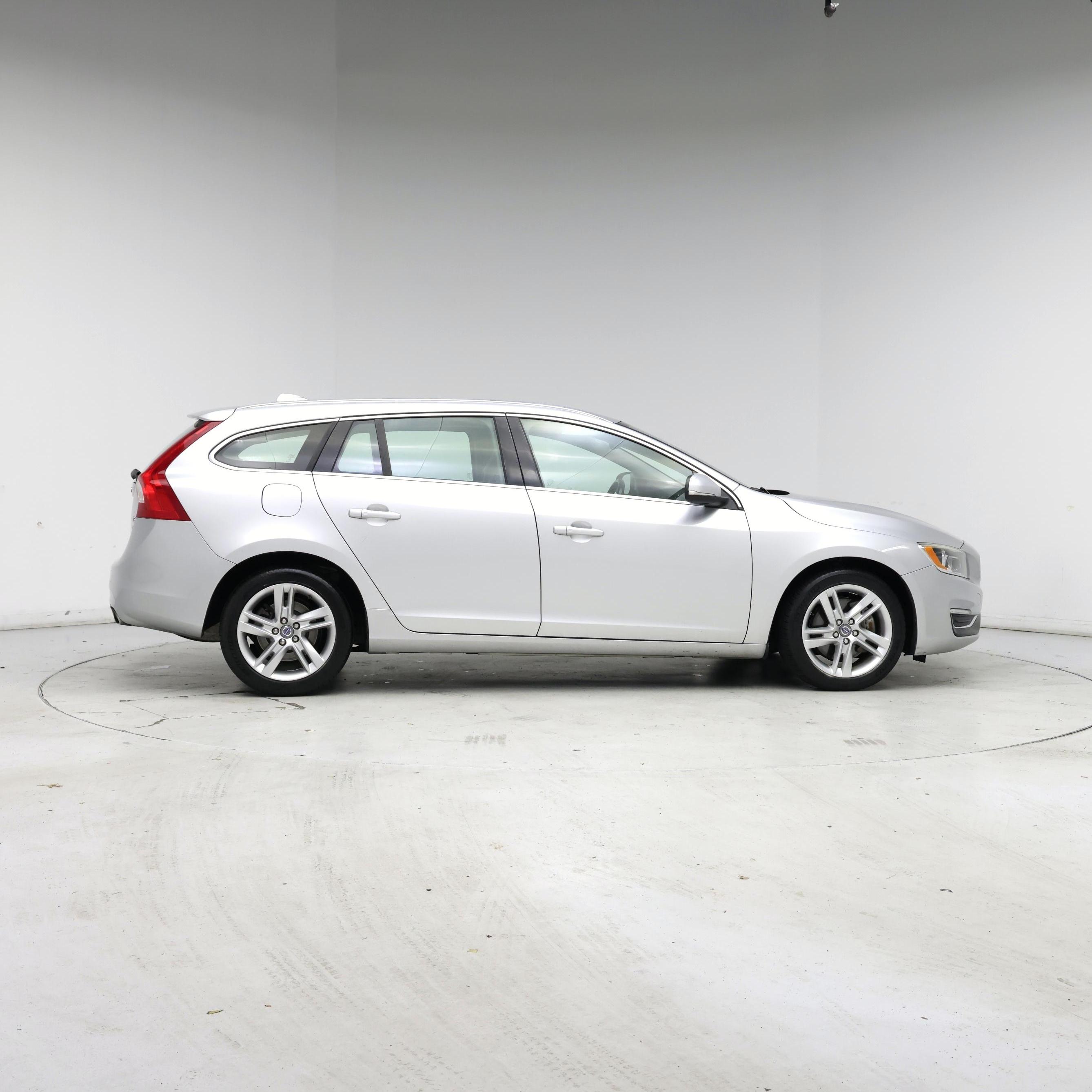 Thumbnail: 2015 Volvo V60 - 7