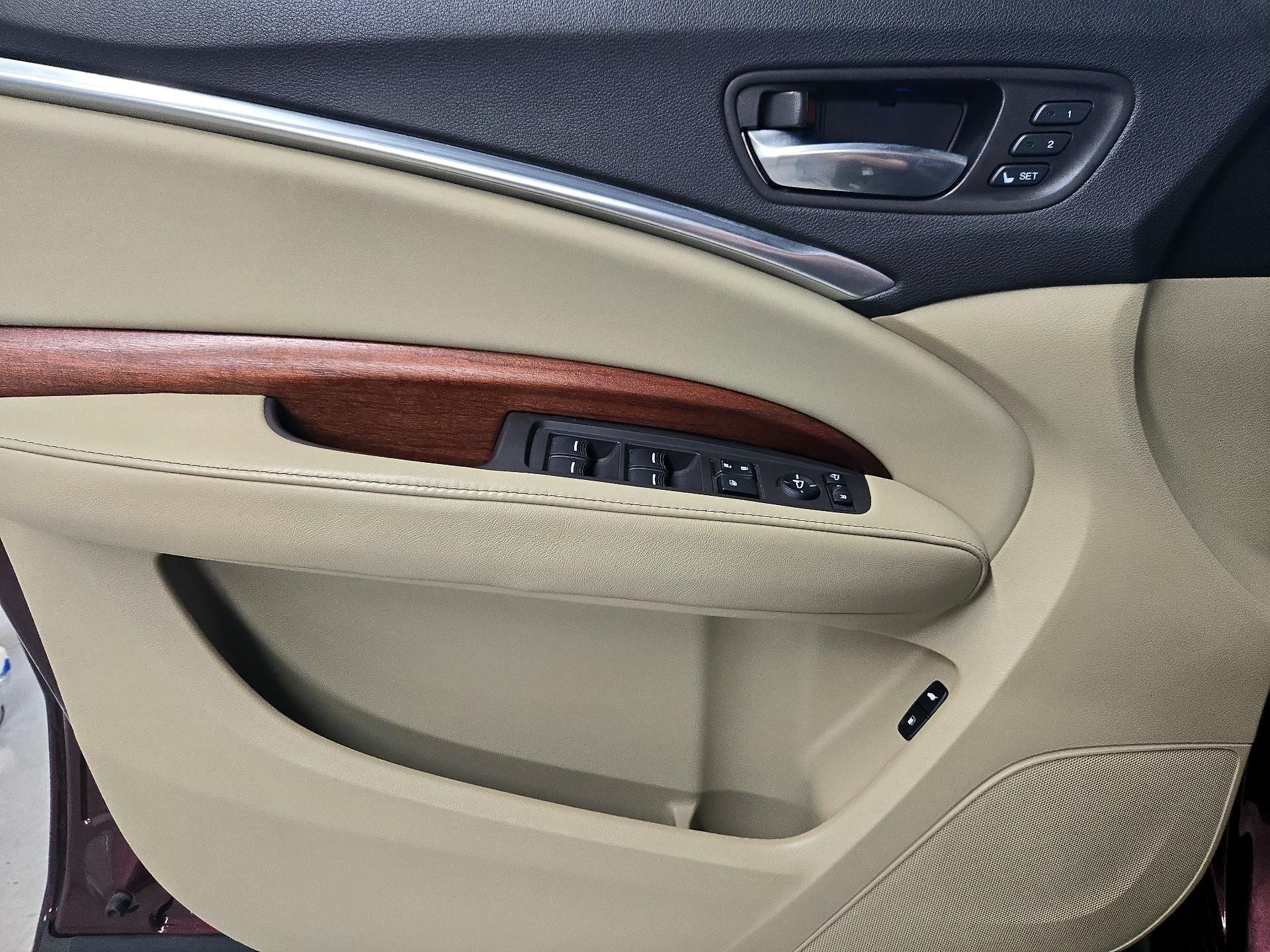 Thumbnail: 2017 Acura MDX - 12