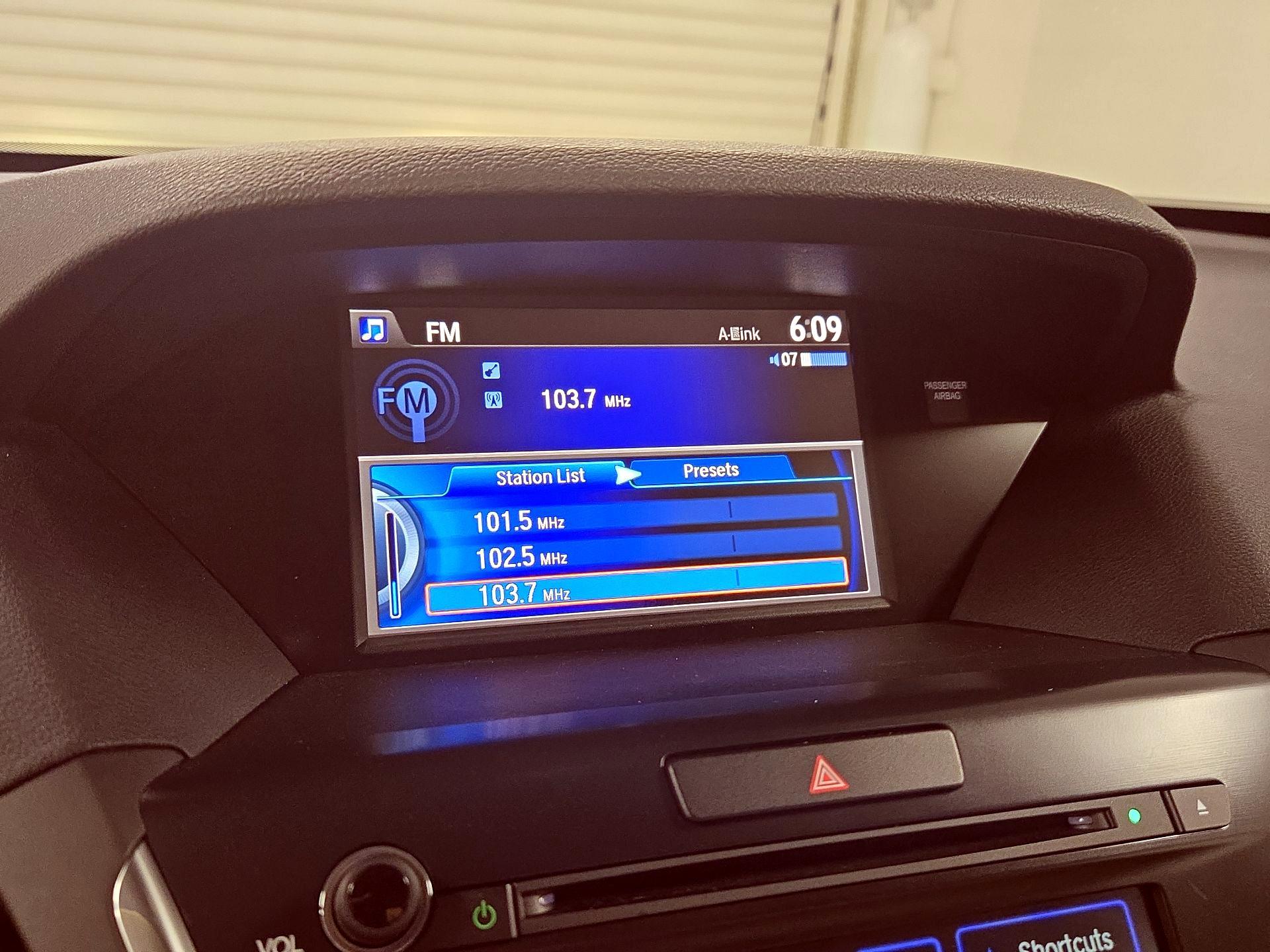 Thumbnail: 2017 Acura MDX - 16