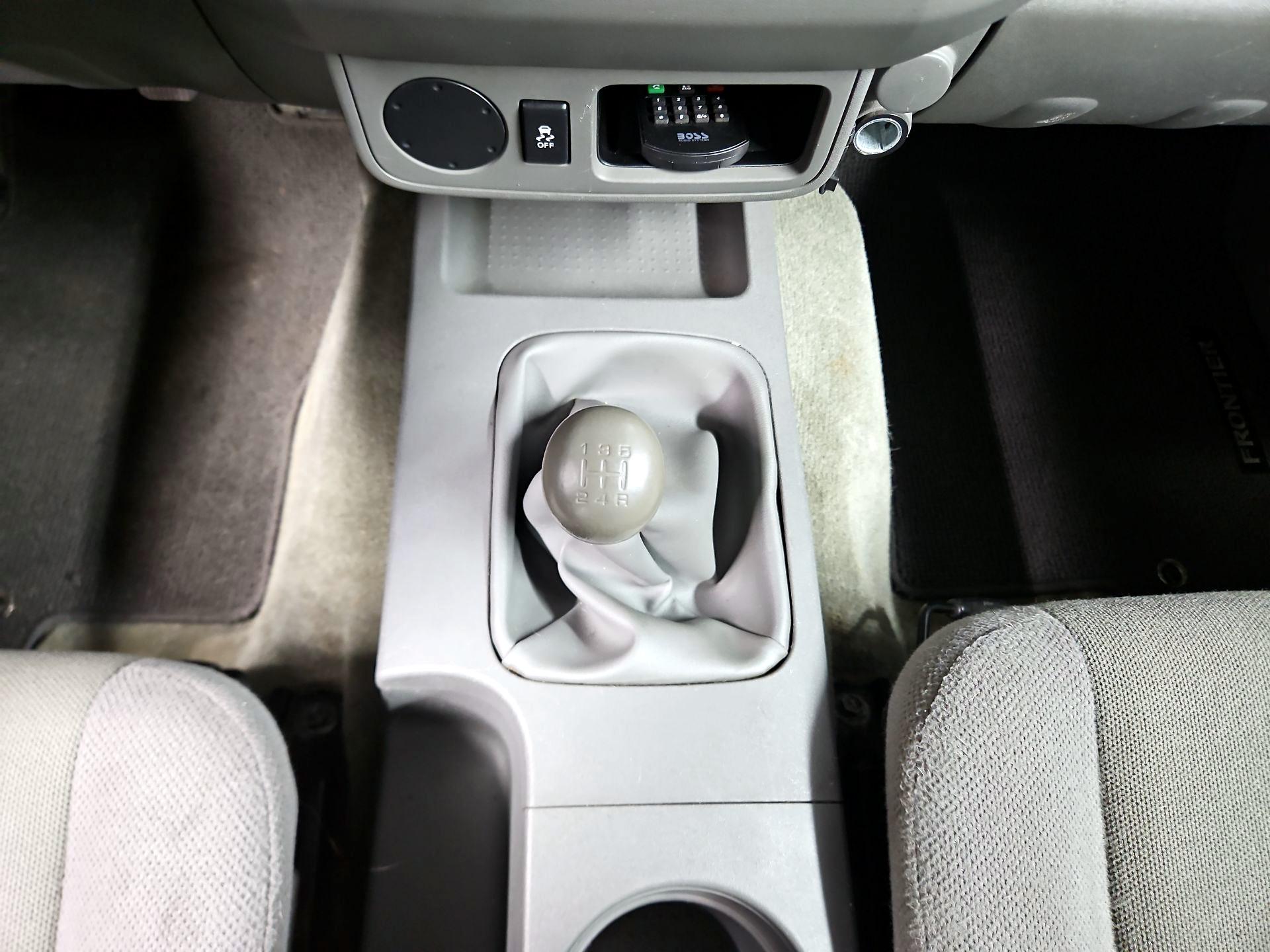 Thumbnail: 2016 Nissan Frontier - 17