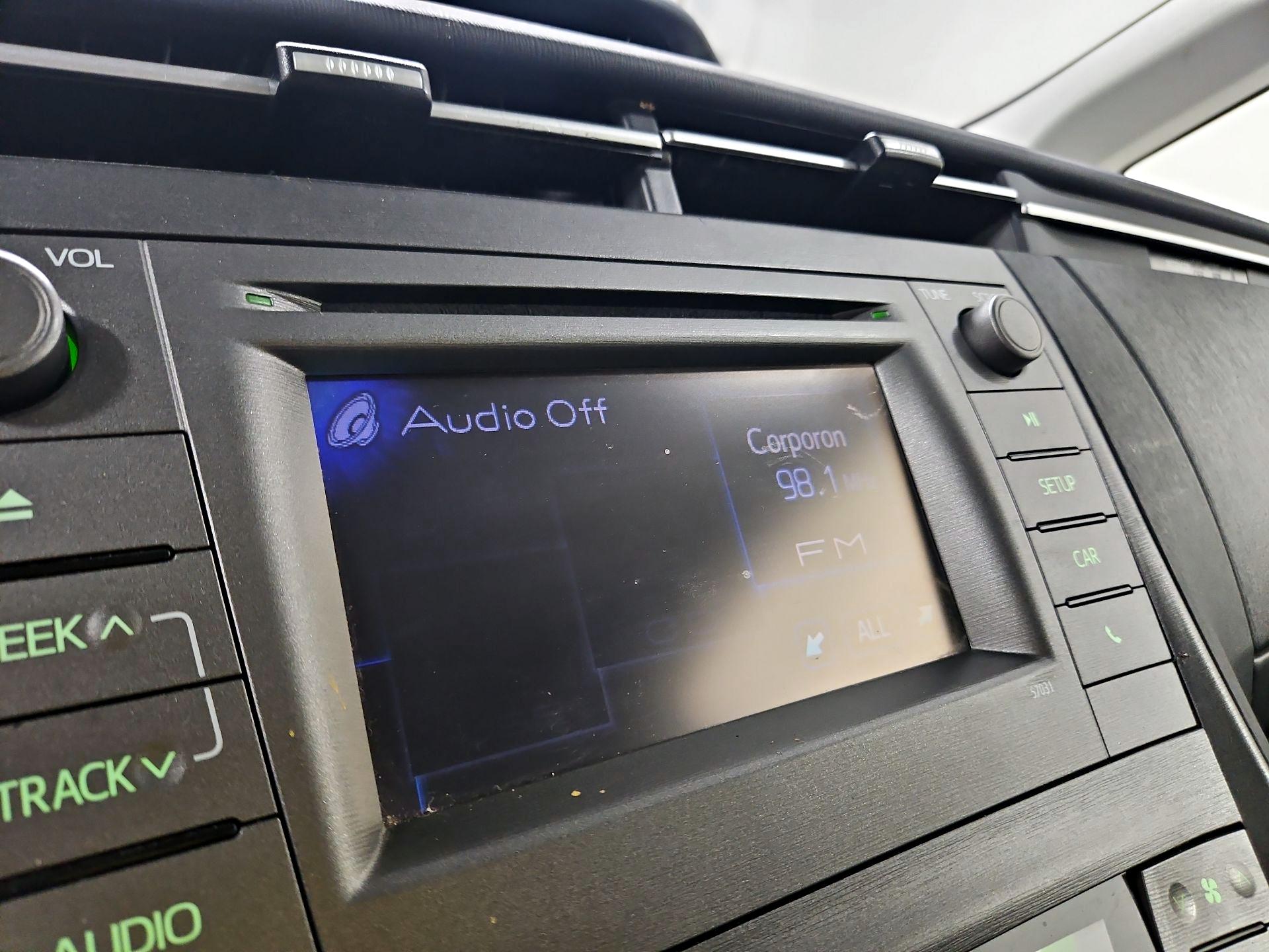 Thumbnail: 2015 Toyota Prius - 15