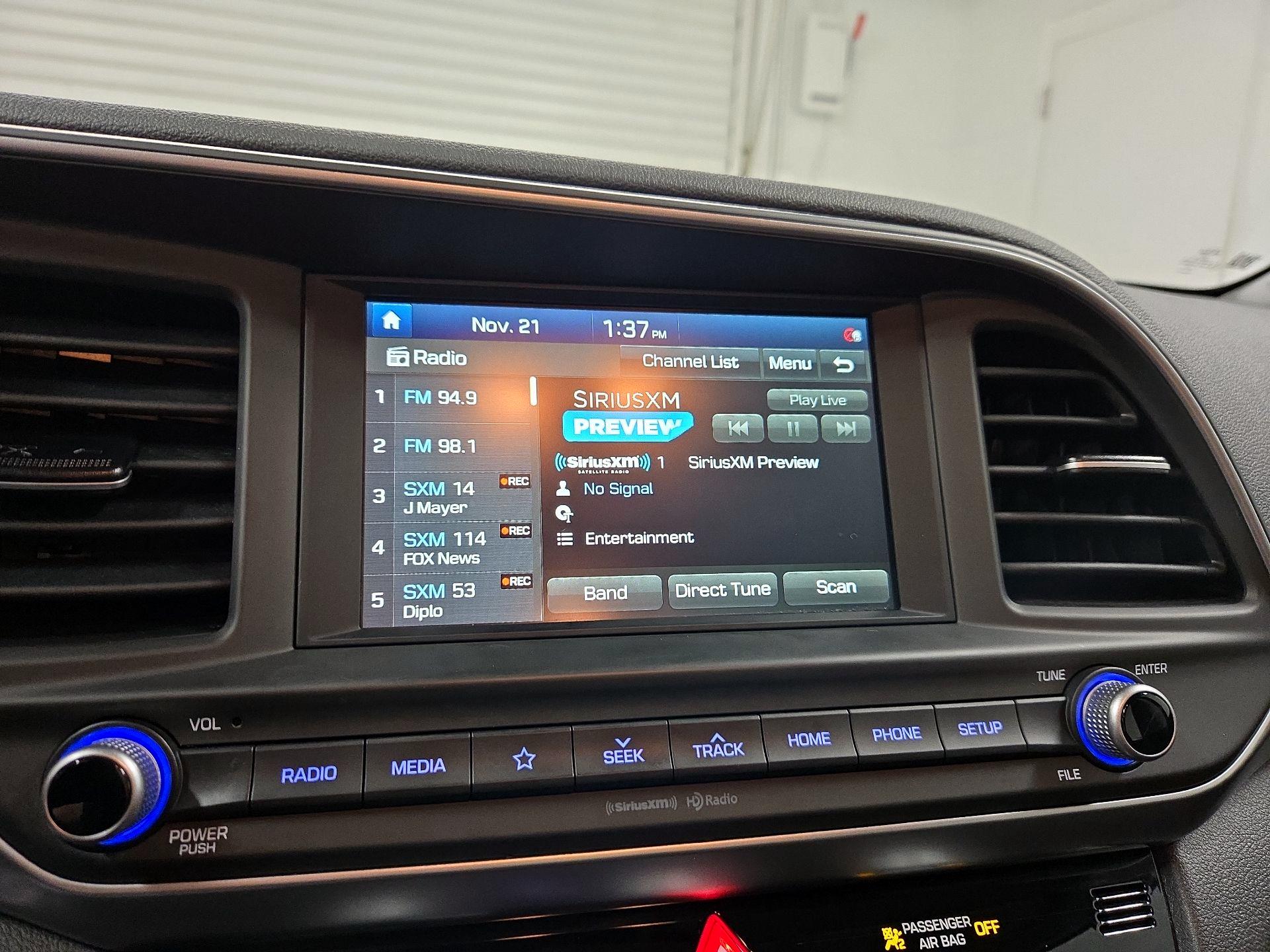 Thumbnail: 2020 Hyundai Elantra - 15