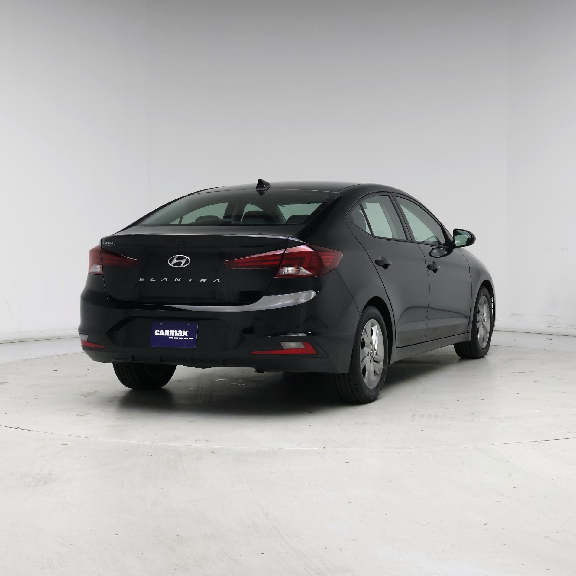 Thumbnail: 2020 Hyundai Elantra - 8